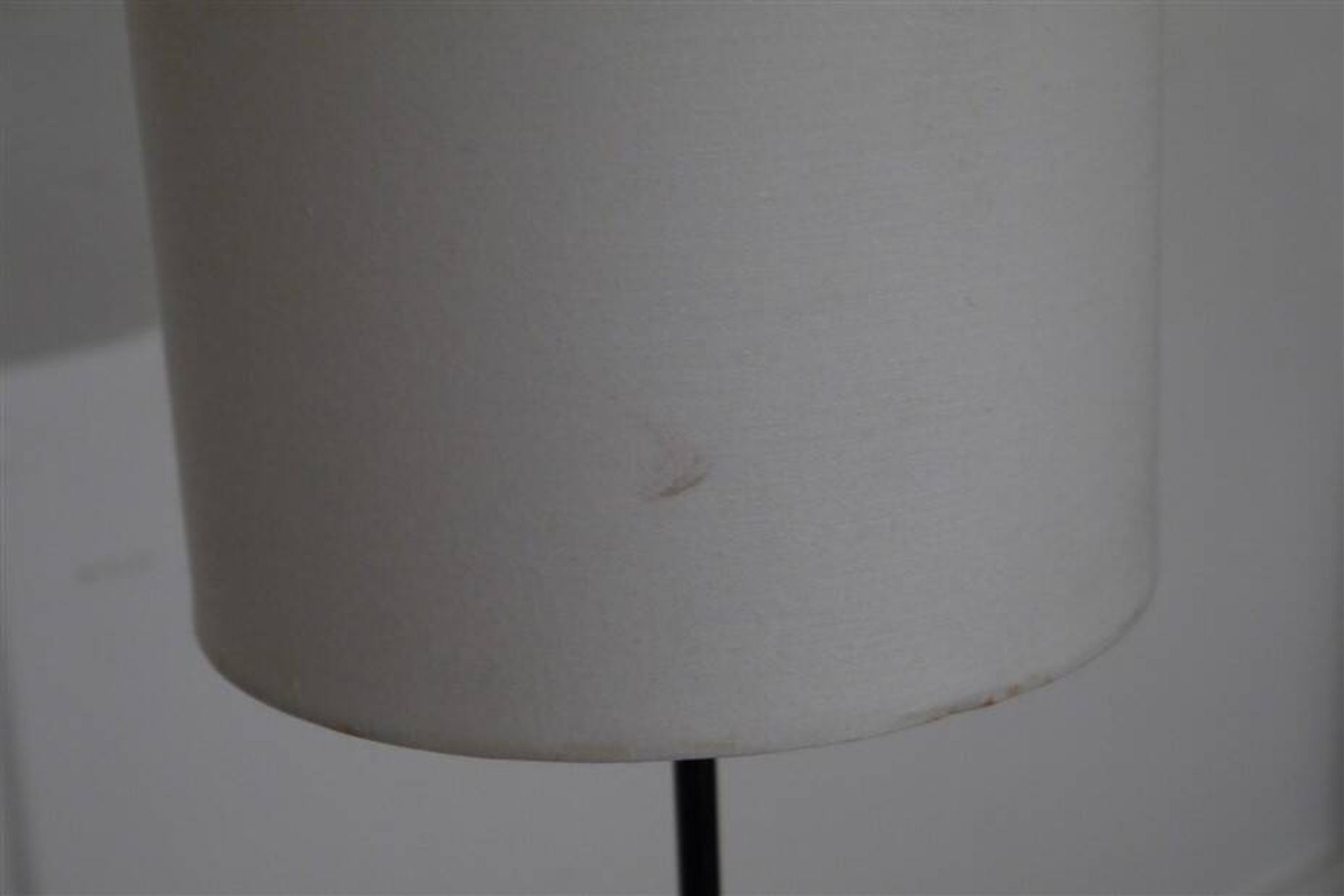Lampadaire tripode en metal et laiton, 1970