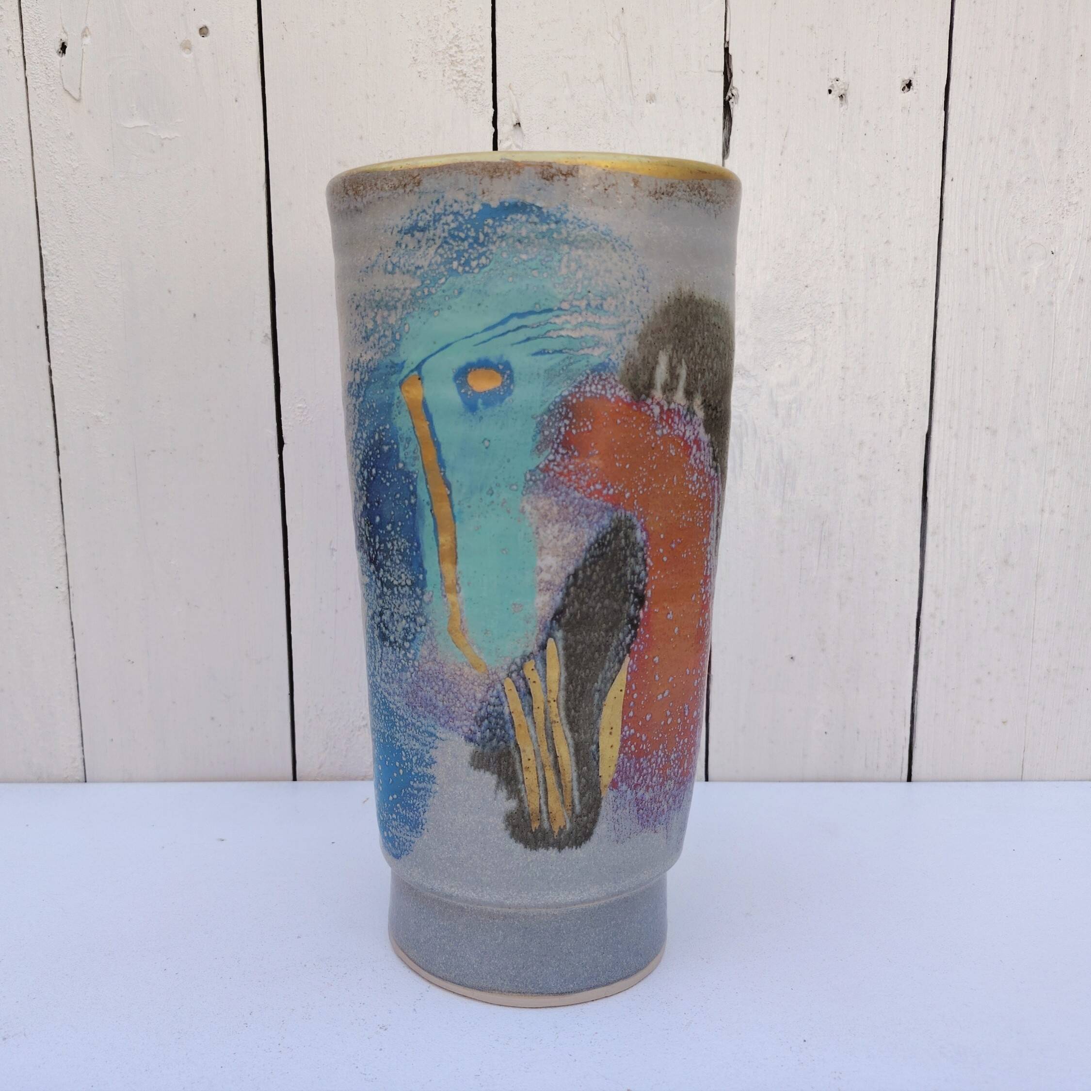Ceramic vase by Eduardo Constantino