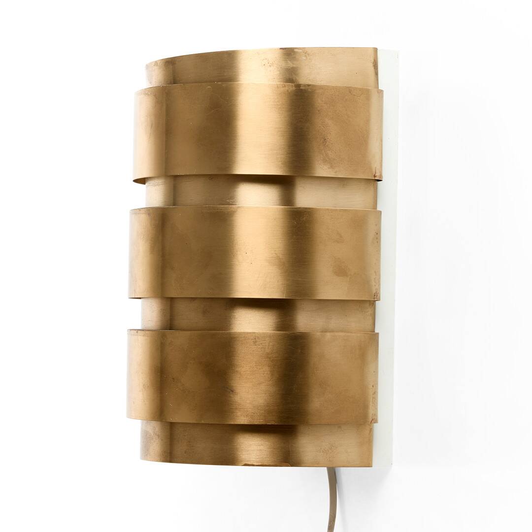 V155 brass wall lamp - design Hans-Agne Jakobsson