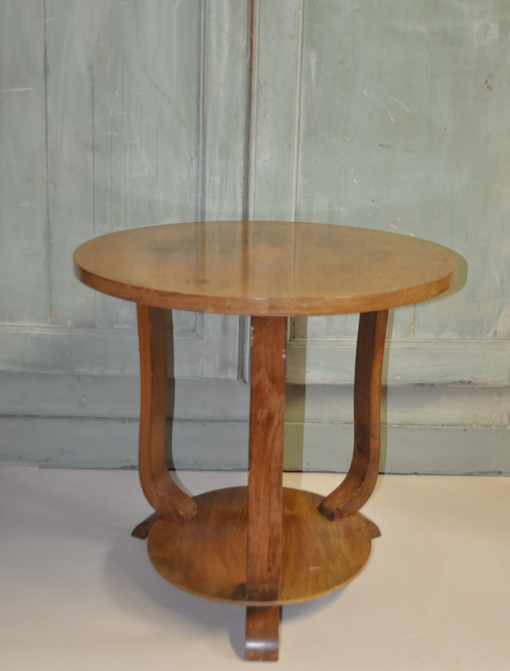 Art deco pedestal table