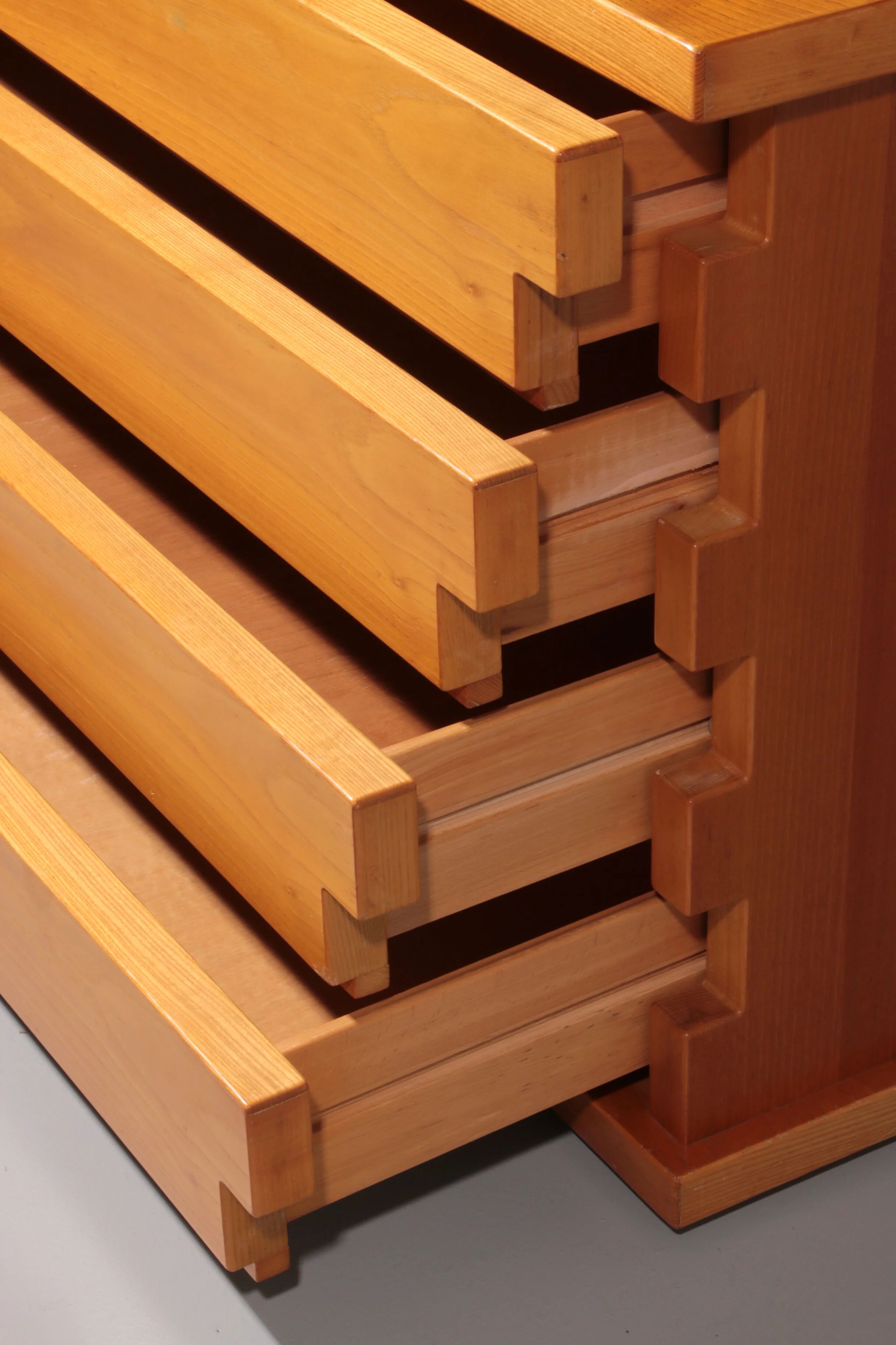 Italian architectural chest of drawers in ash