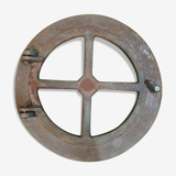 Cast iron bull's eye window