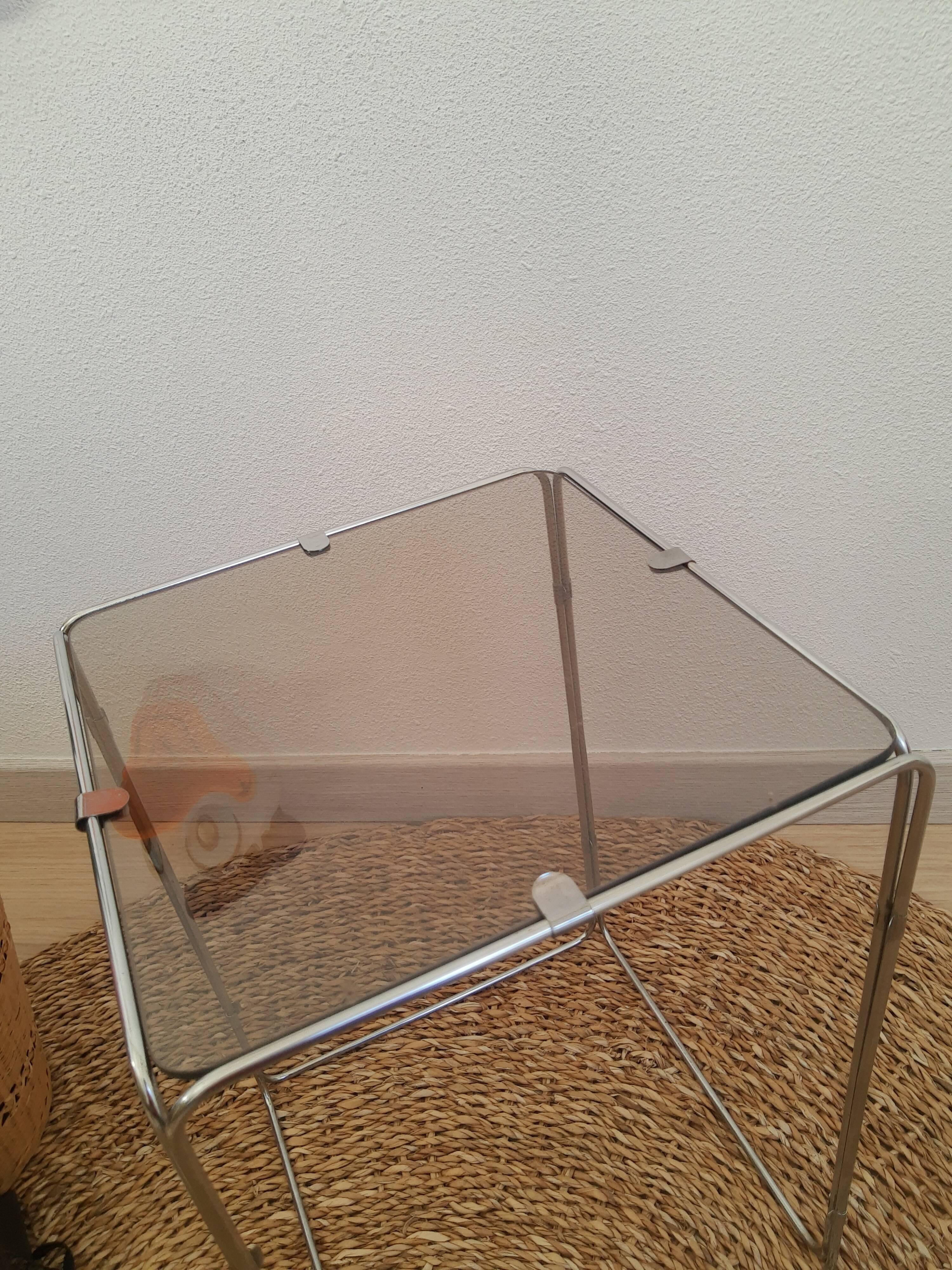 Table d'appoint bout de canapé métal chromé et verre fumé vintage