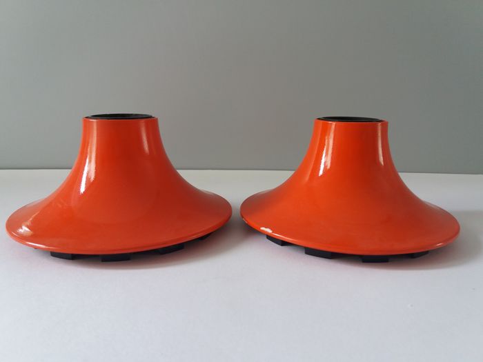 Pair of artemide "Teti" vico Magistretti wall light