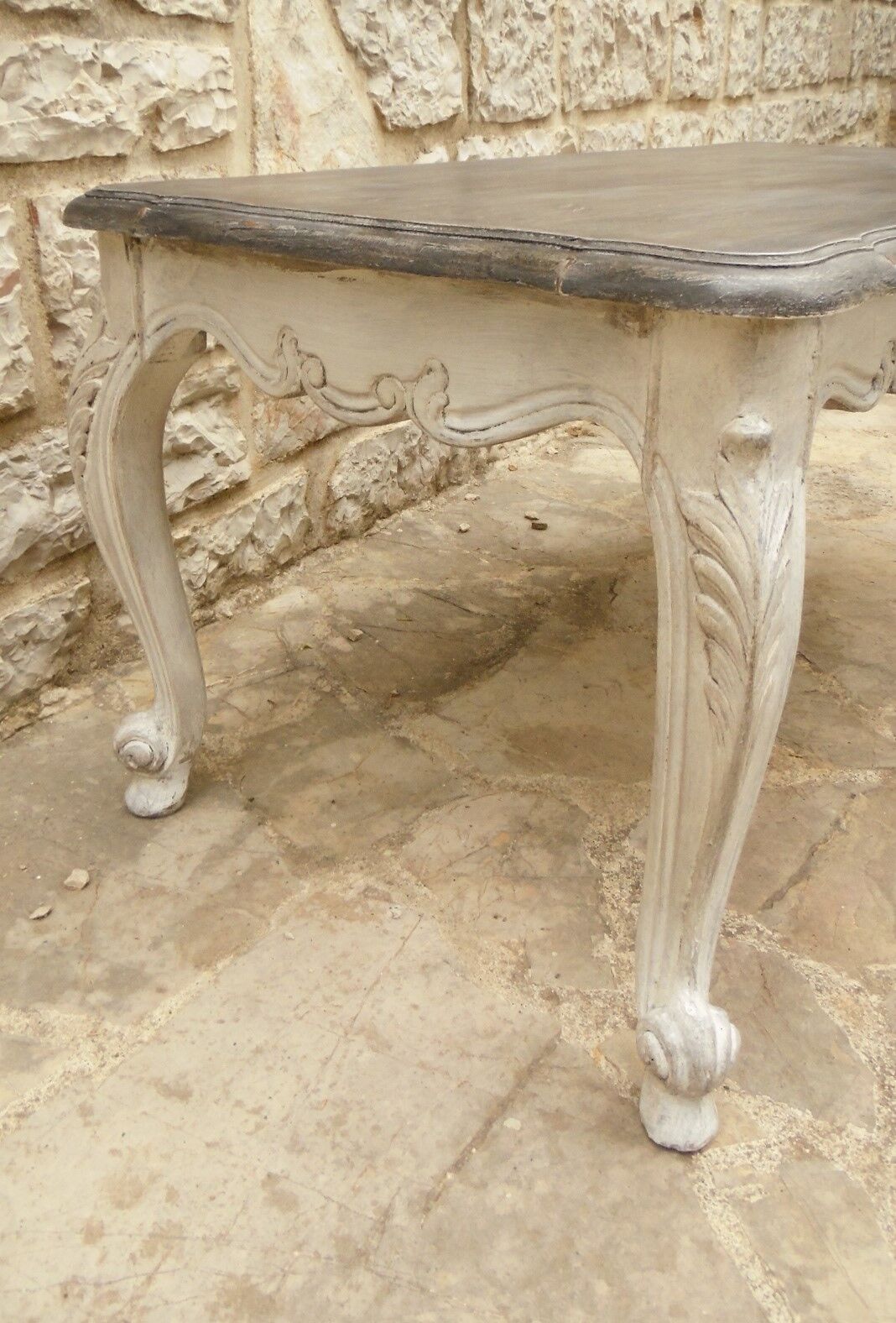 Skate table Skate Shabby chic style Louis XV