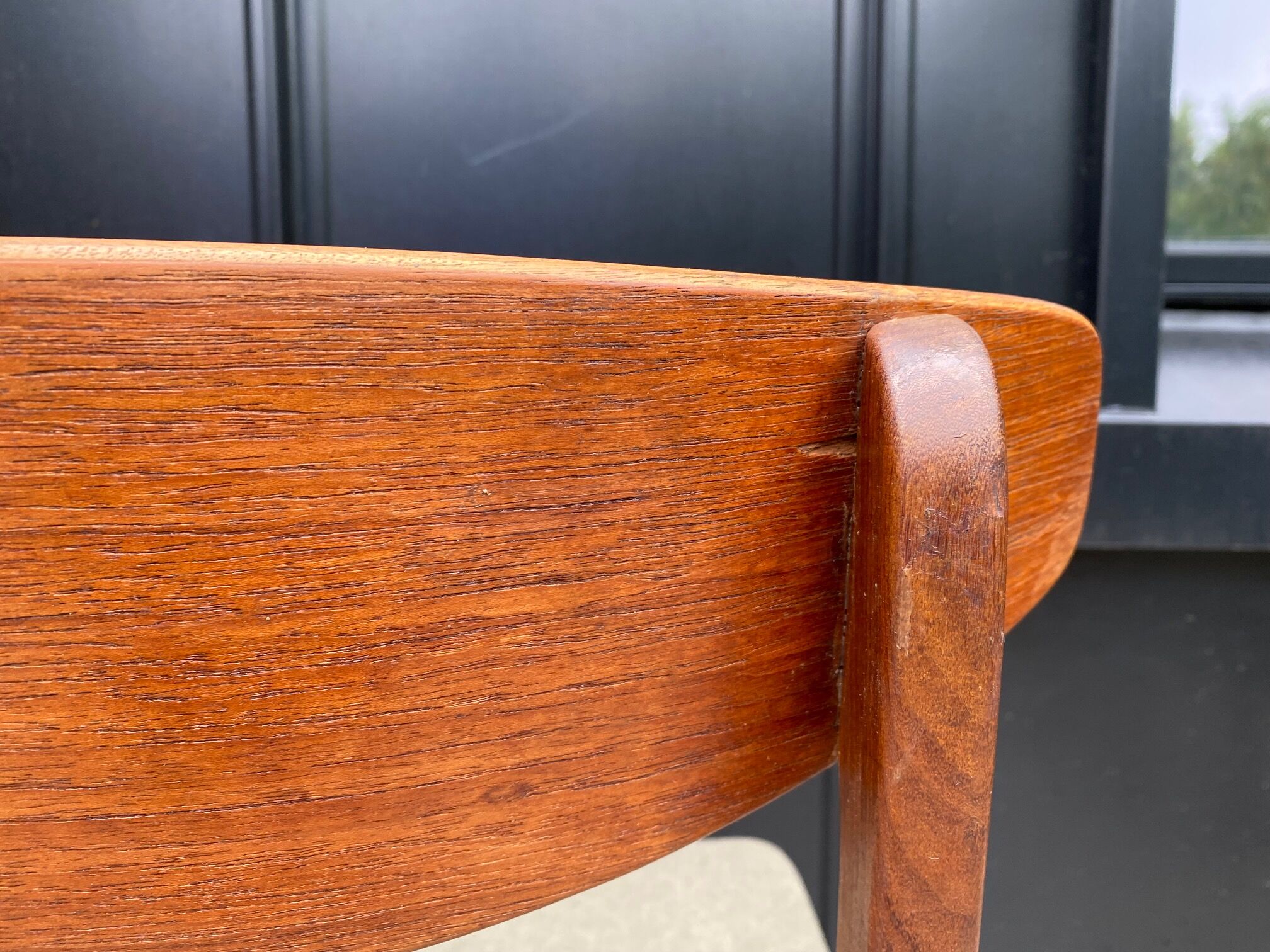 4 Chairs edited by Silkeborg