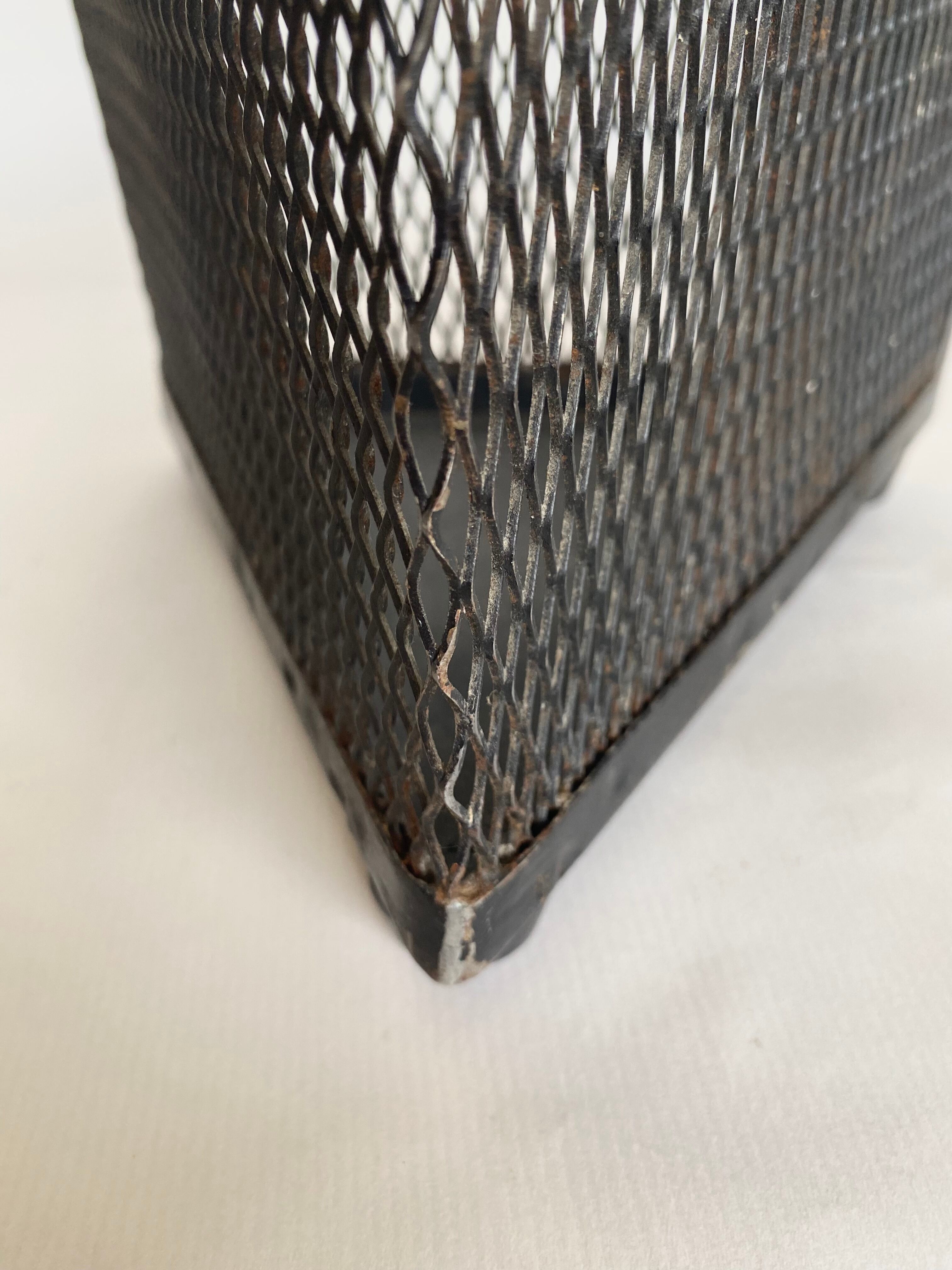Mesh basket and brass, 70s