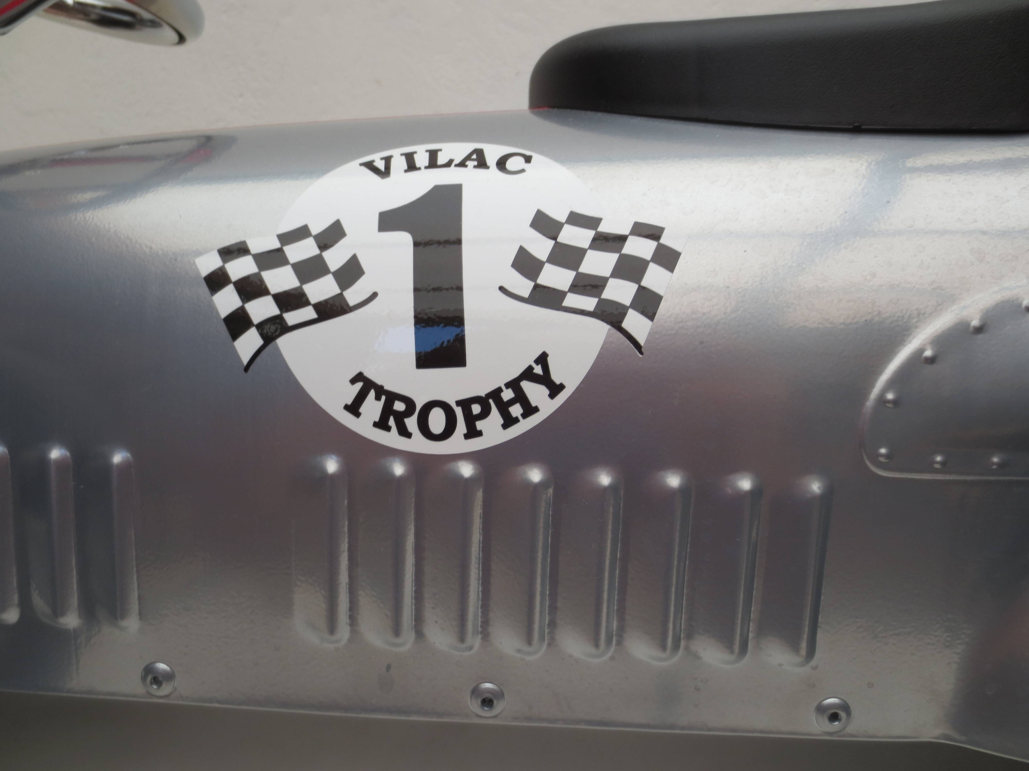 metal car for children (vilac) CE