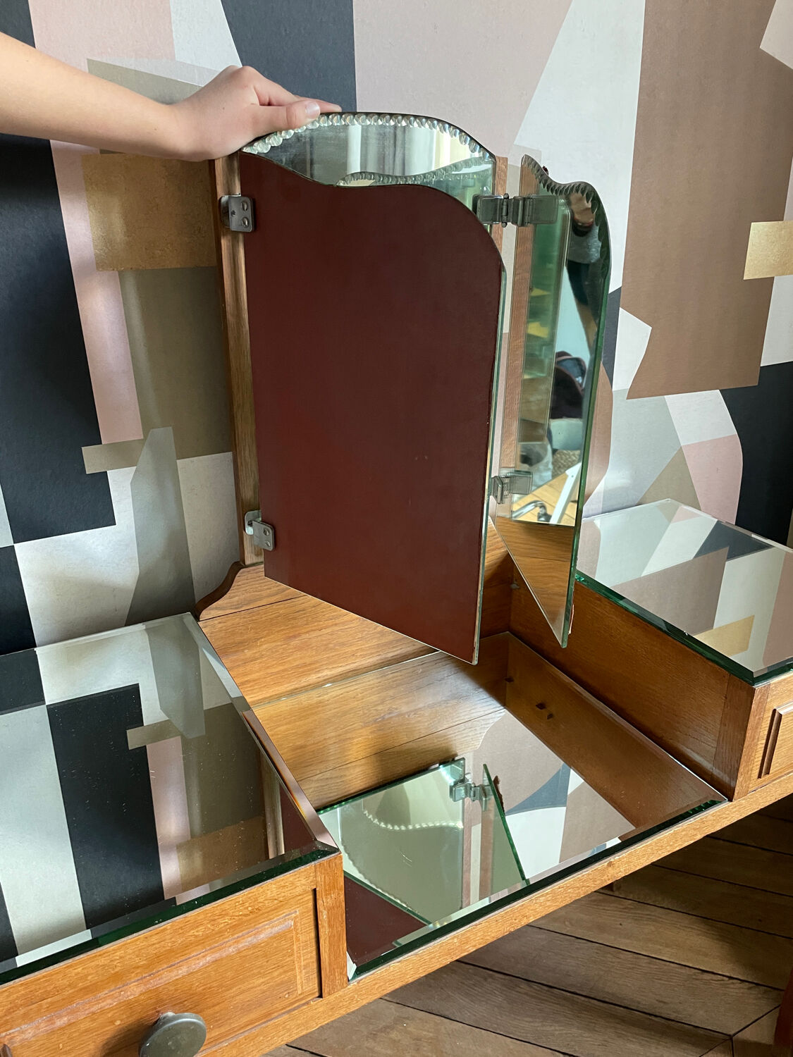 Mid-century hairdresser - triptych mirror