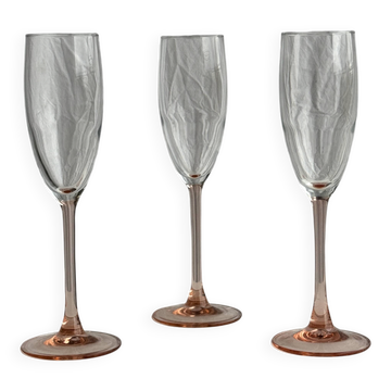Set of 3 vintage pink champagne flutes H22