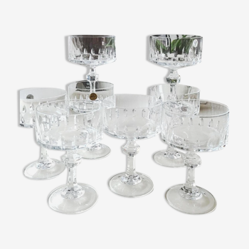 Lot 8 coupes à champagne en cristal d'Arques, modèle Vendôme