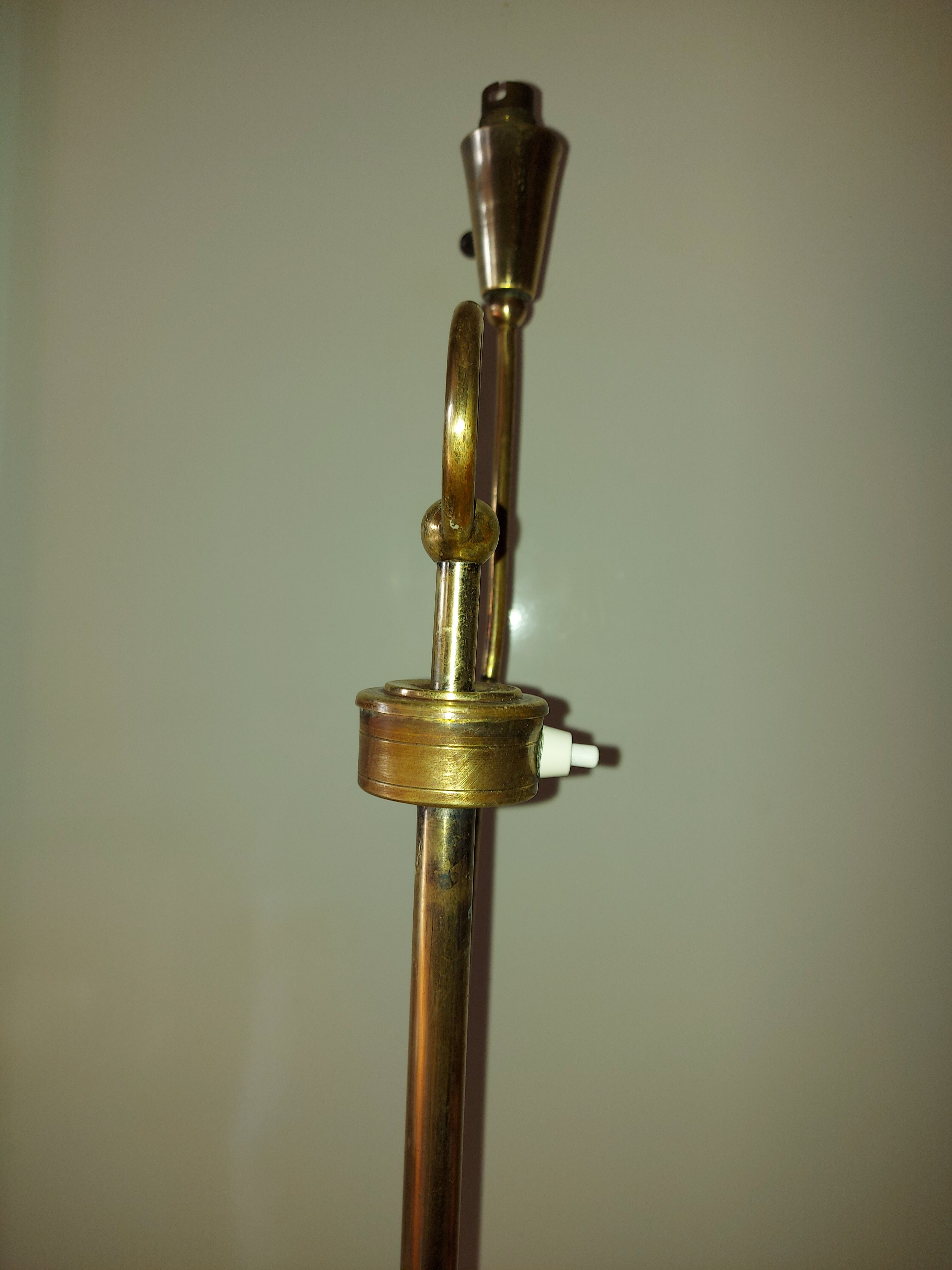 50'S lunel brass lamppost