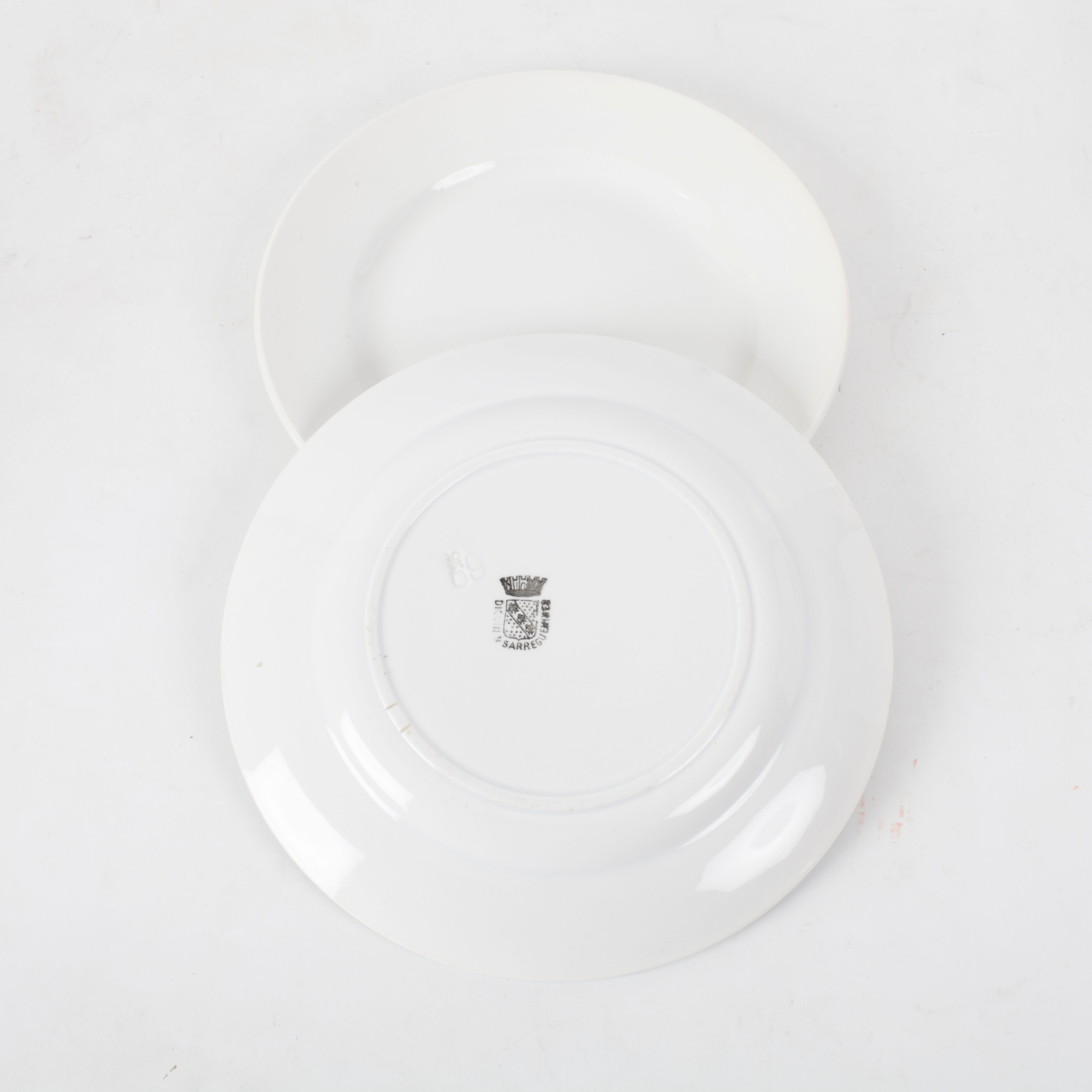 2 dinner plates white Digoin & Sarreguemines n ° 6, 19th century