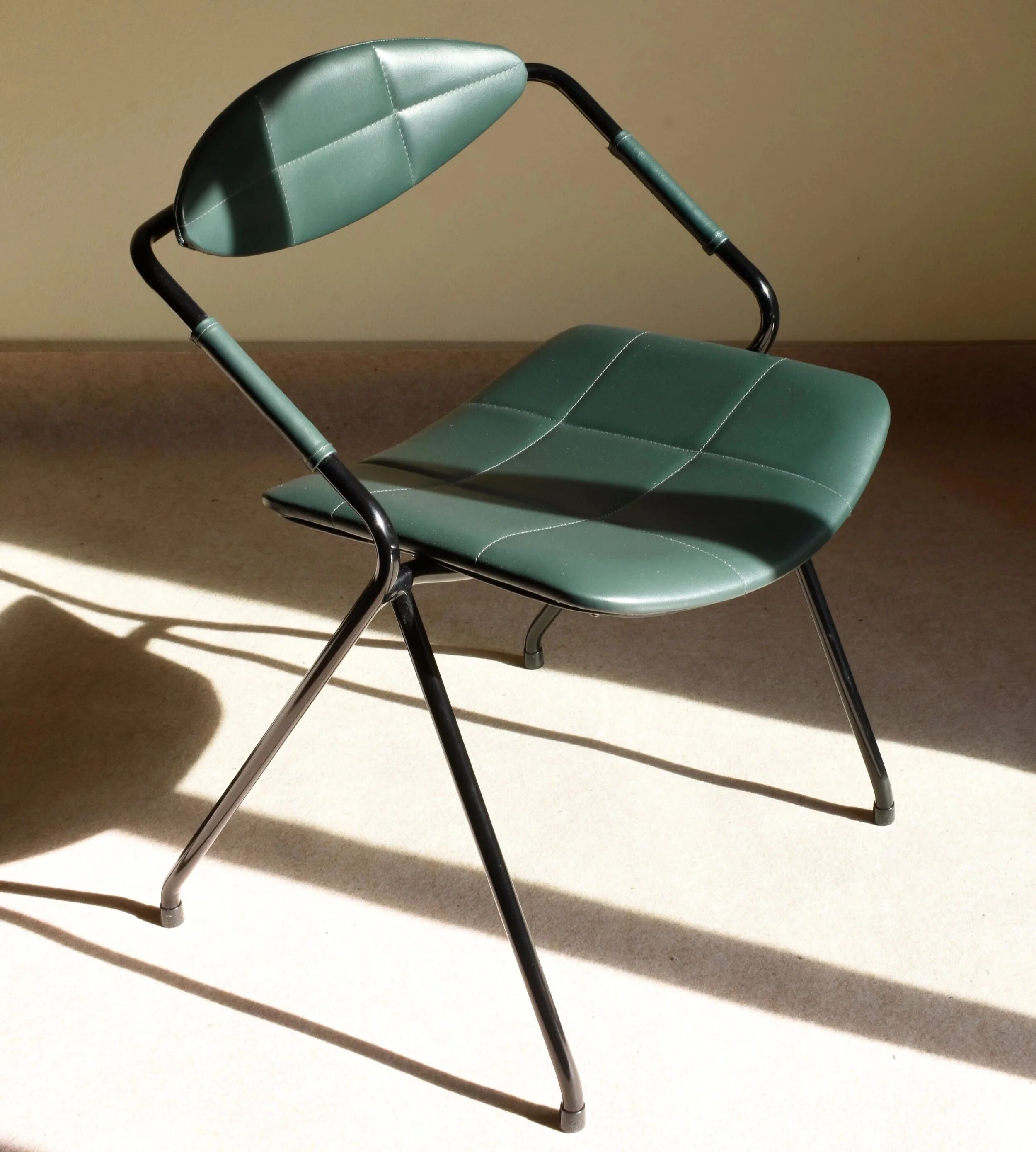 Set of three "Rugby" model chairs by Gilbert Steiner for Steiner, 1962.