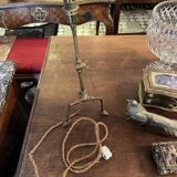 Rare articulated tripod base table lamp in gold-plated brass