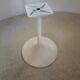 Tulip leg round table