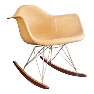 Zenith chair by Charles & Ray Eames for Hermann Miller