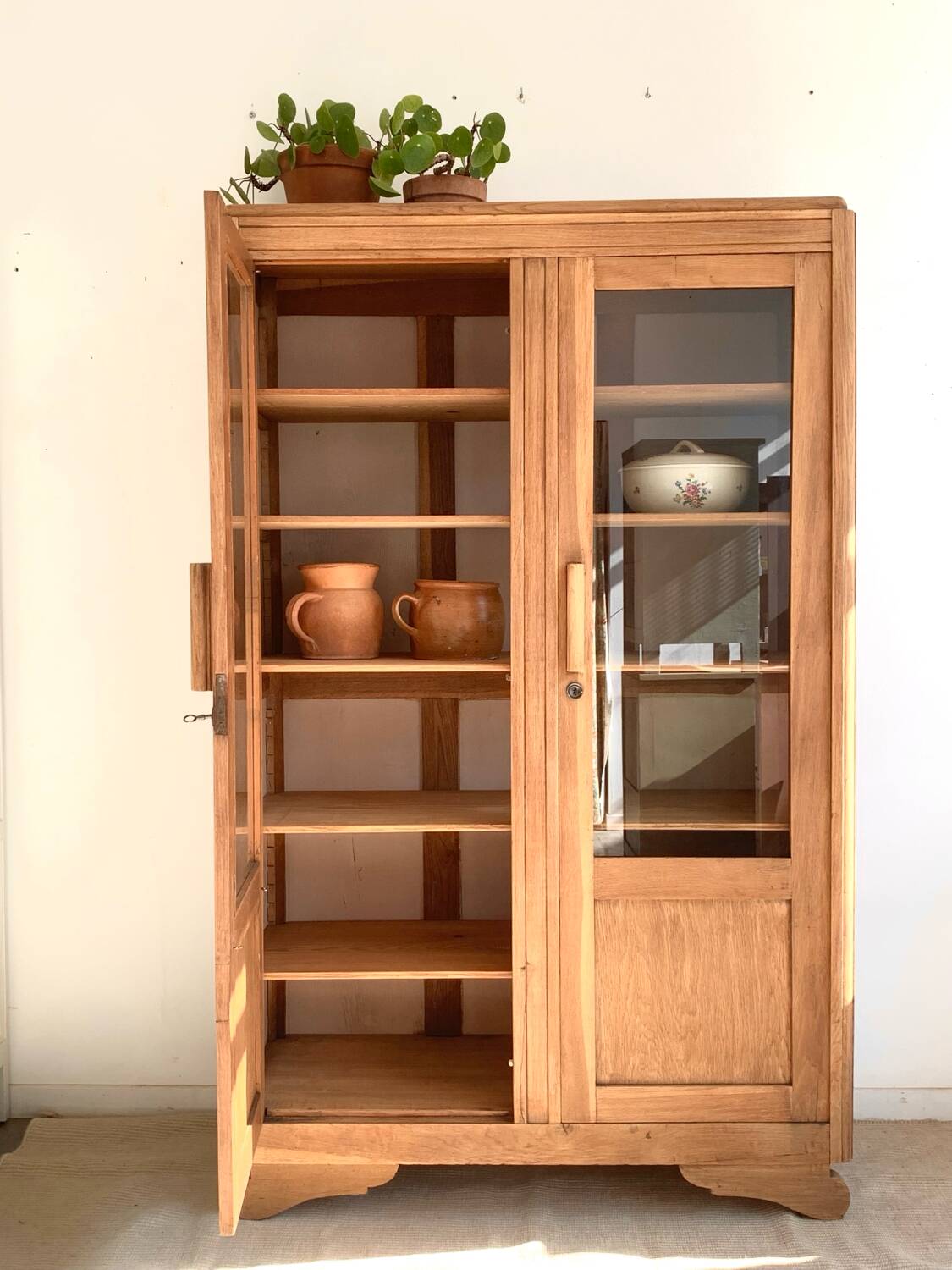 Art Deco glass cabinet