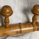 Wall-mounted coat rack with 5 turned wooden hooks