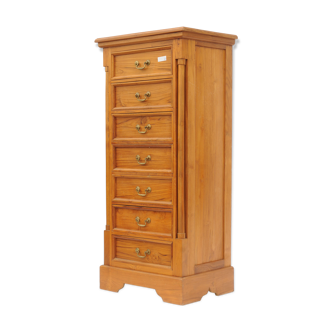 Pine dresser