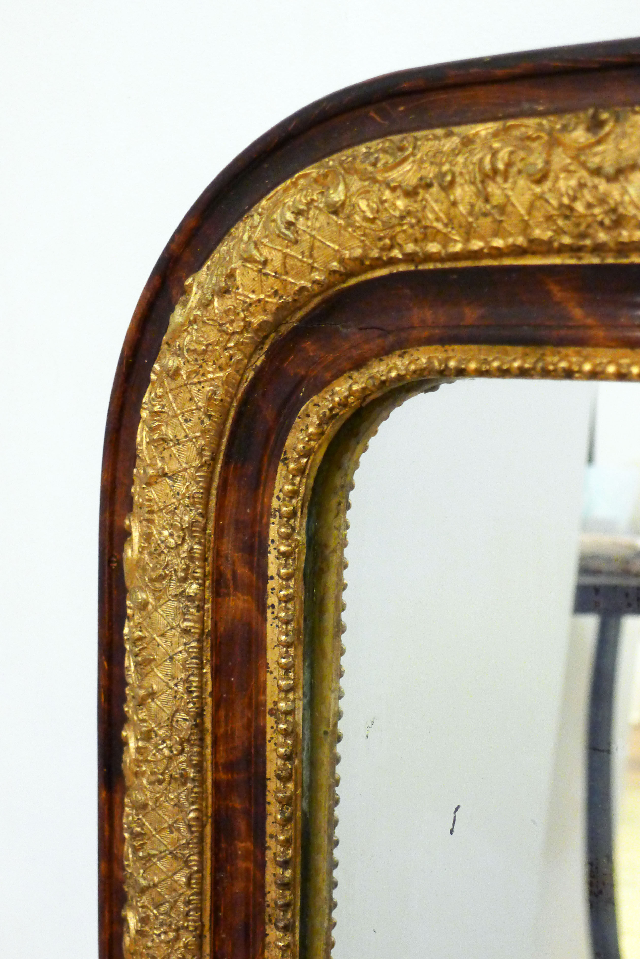Large gold mirror and wood scale style 80x60