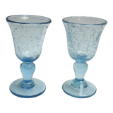 2 glasses with Biot liqueur