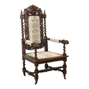 Antique Neo-Renaissance armchair in oak and fabric, 19th-20th century.