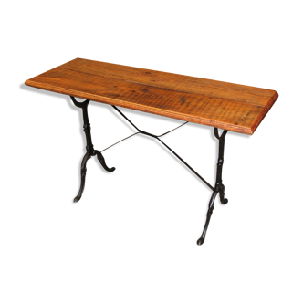 Bistro table