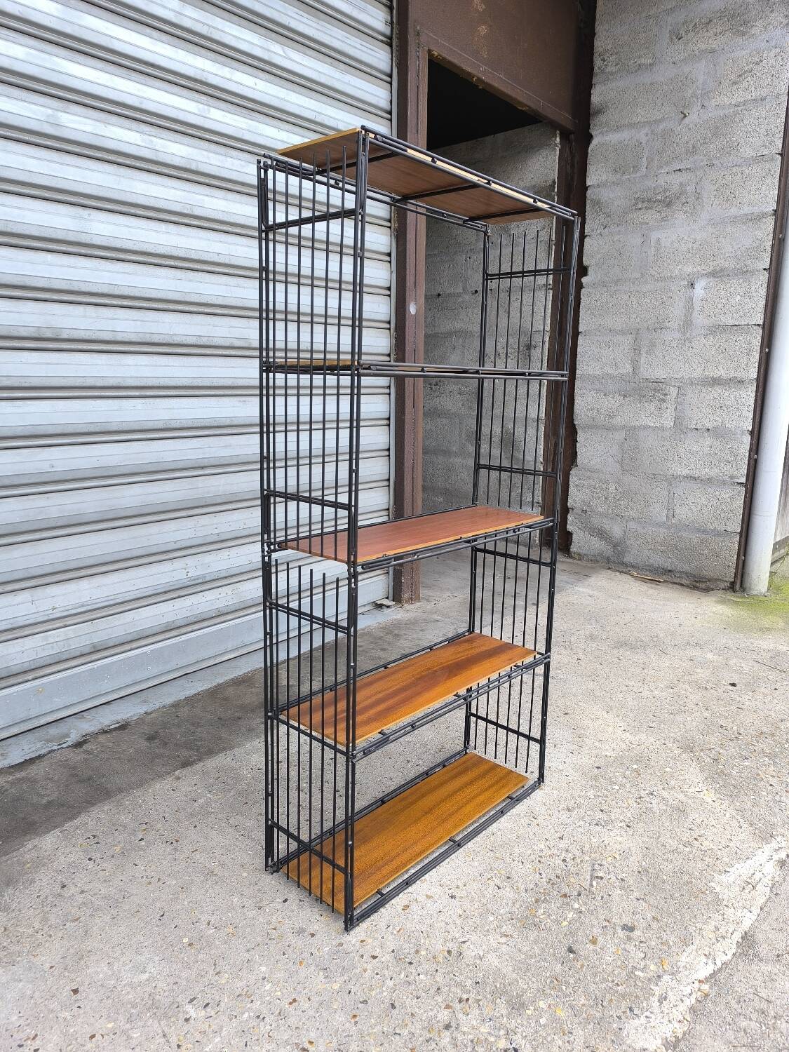 Multistrux modular shelving unit by Multimueble 1960