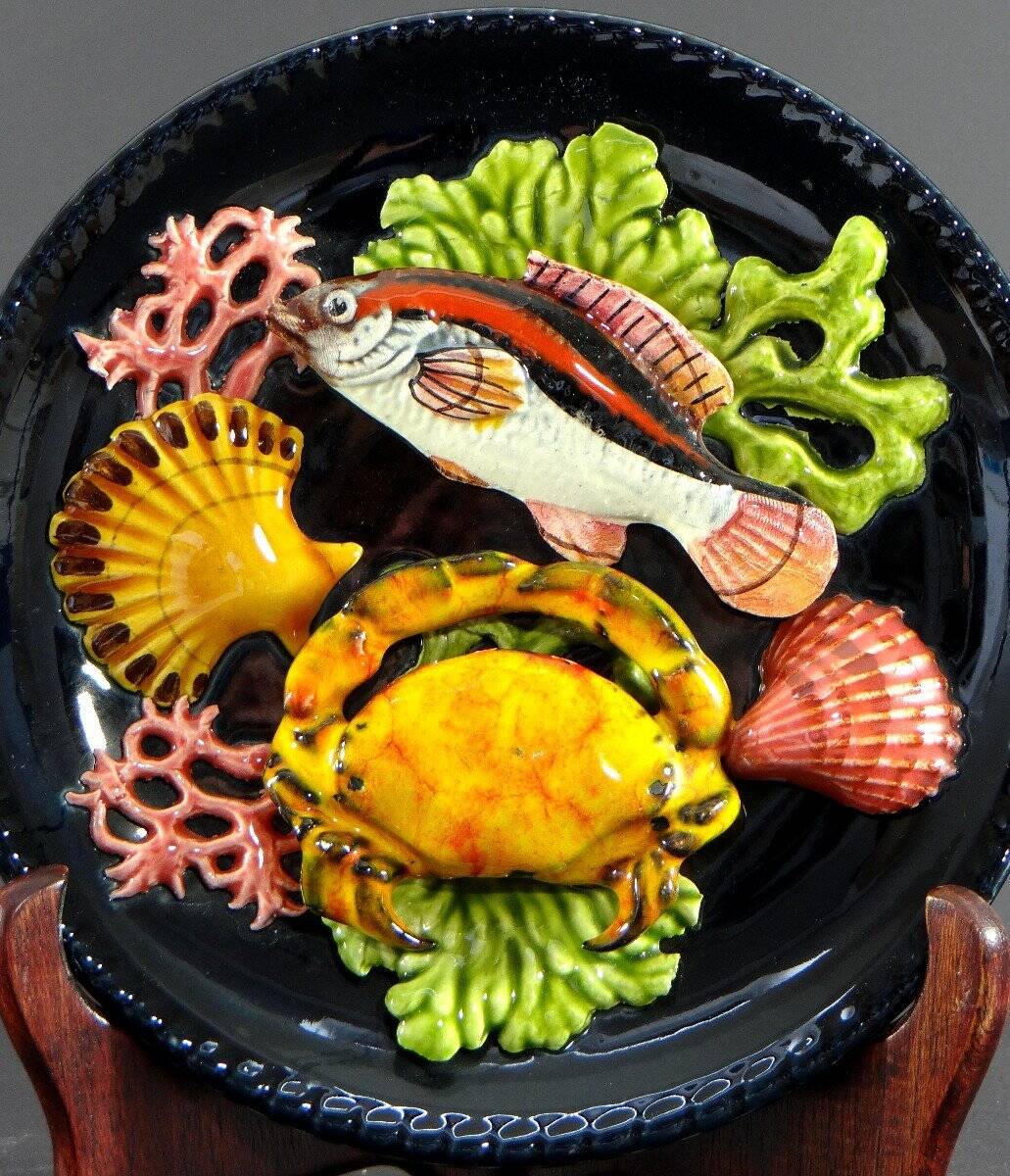 Vallauris, 1950s, Trompe l'Oeil Plate Decor Fish, Crab, Shells, Coral.