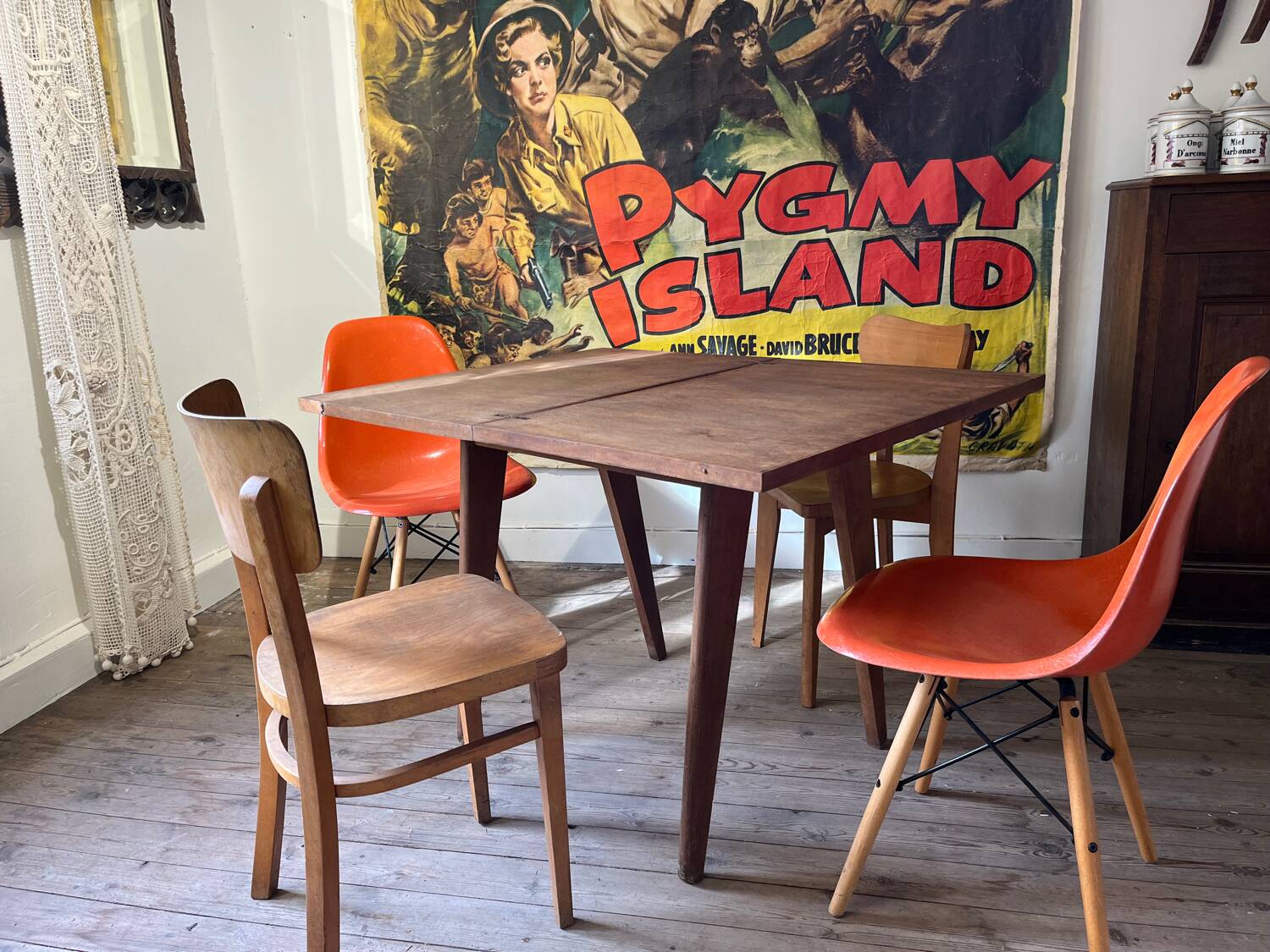 Petite table d’appoint 1950