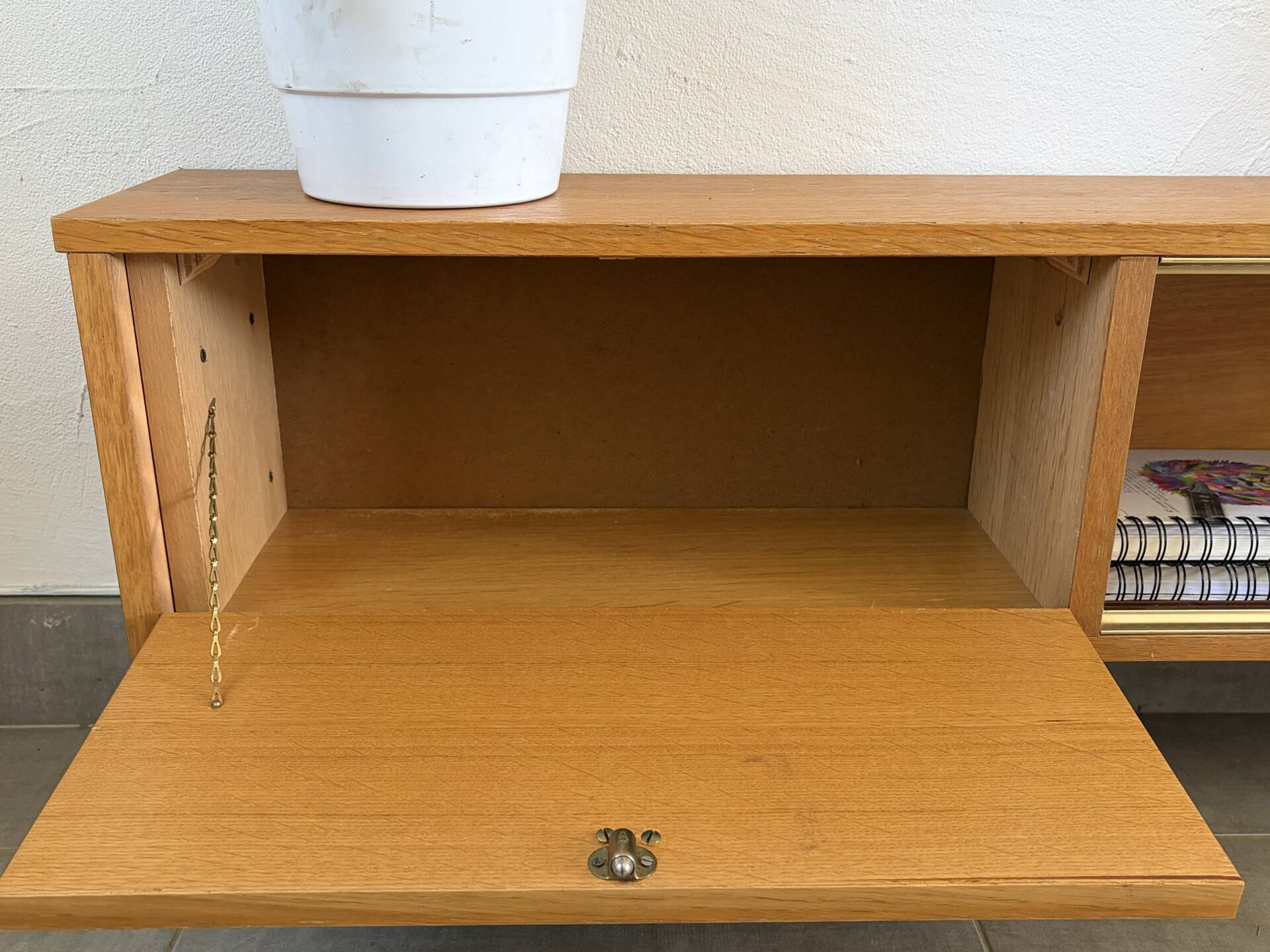 Enfilade basse vintage ( peu profonde )