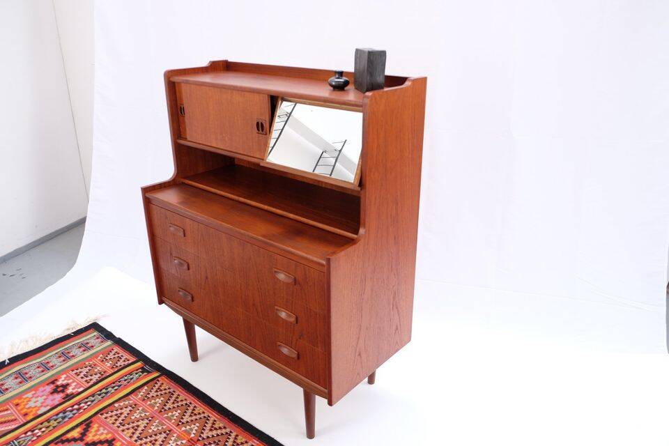 Vintage Danish secretary from the 1960s/70s, in teak, mid-century style.