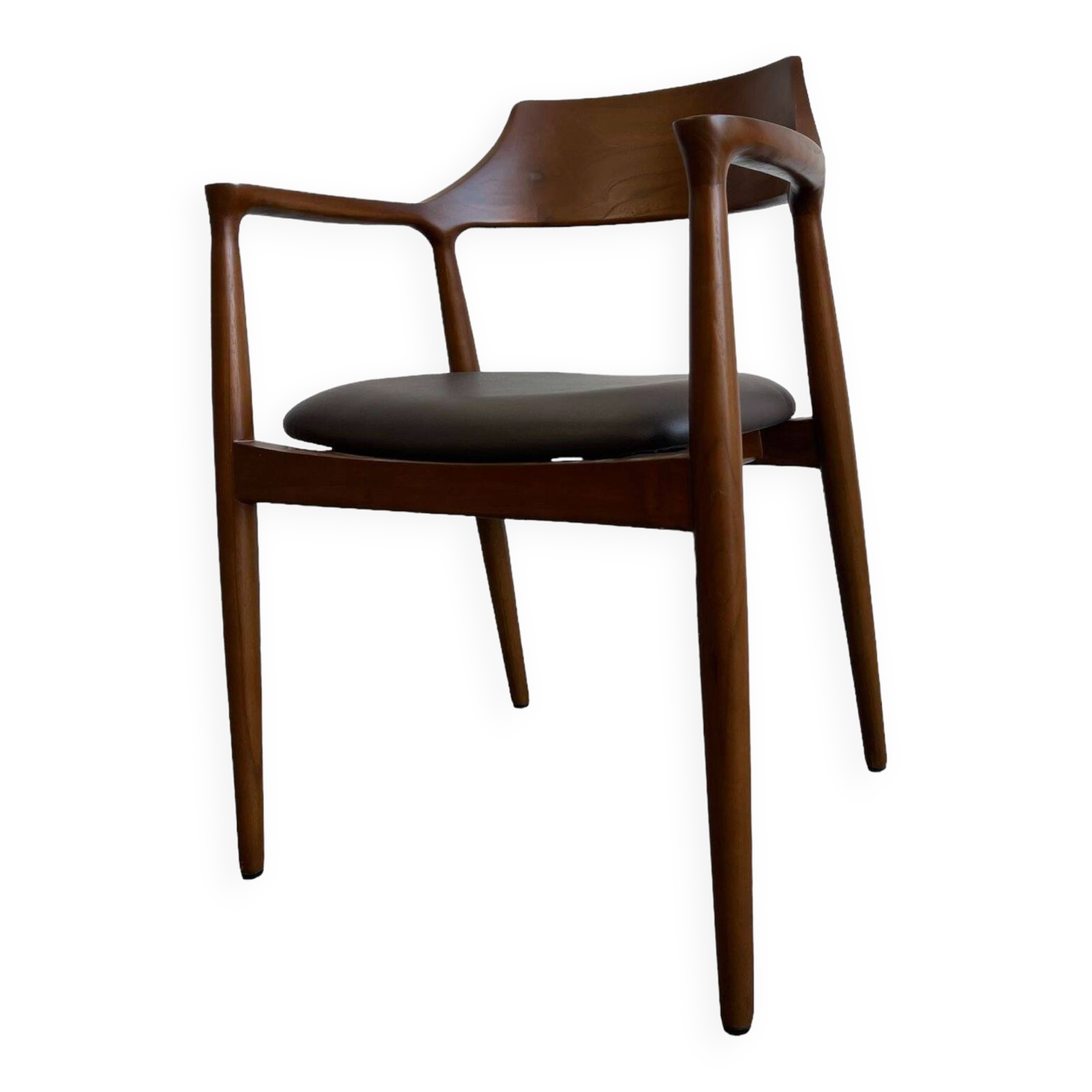 CURVED WOODEN DINING CHAIR WITH BROWN LEATHER SEAT