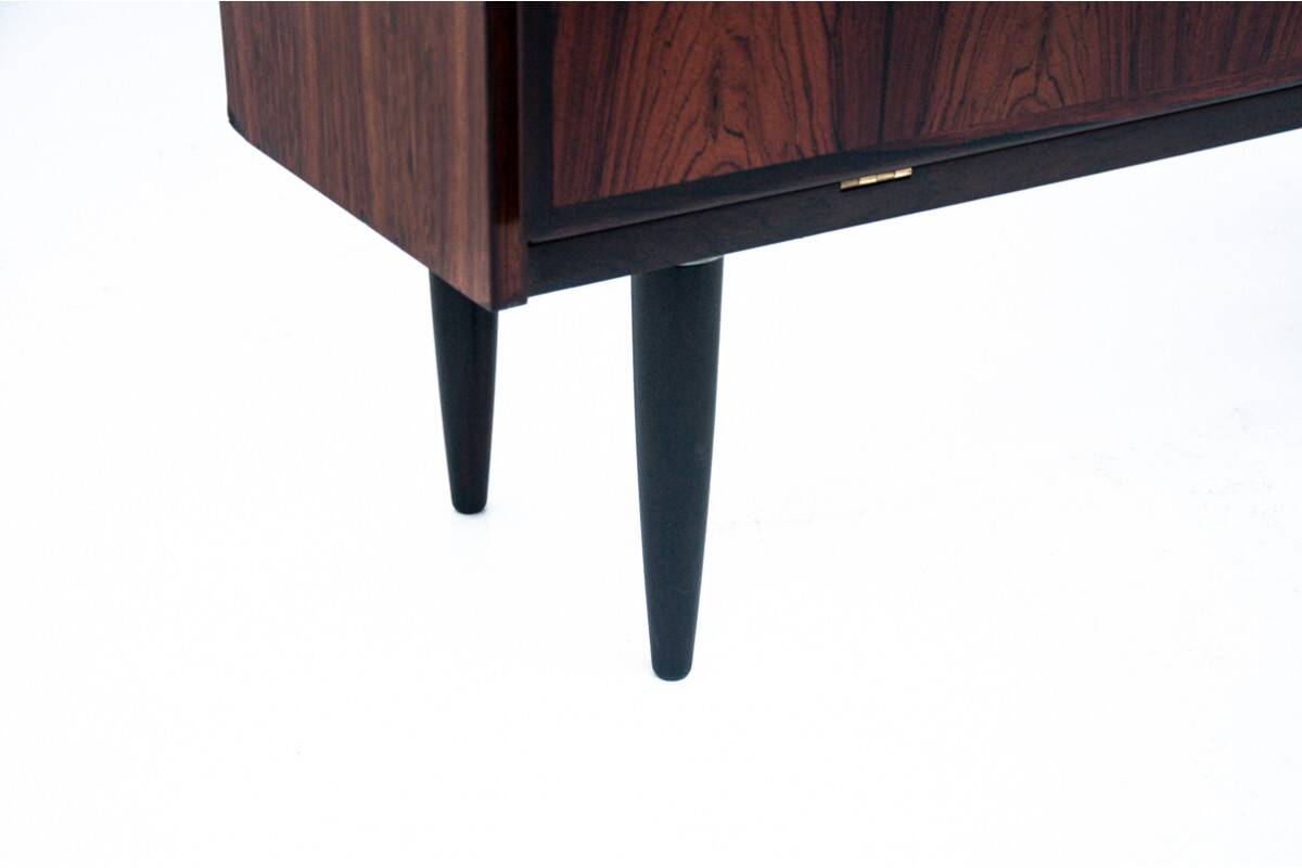 Rosewood shelf designed by Omann Jun, Denmark, 1960s. After renovation.