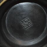 Asian vases in partitioned bronze