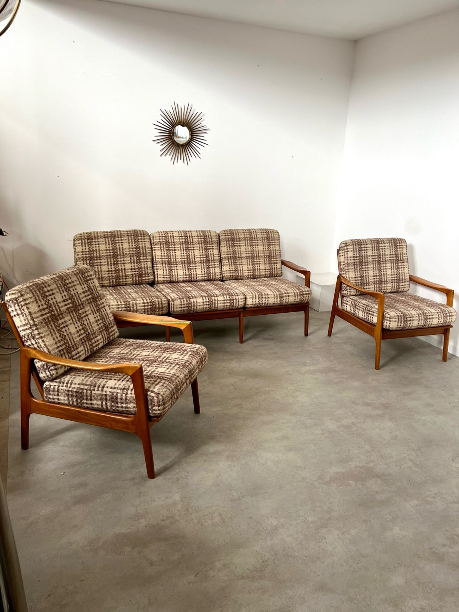 Lot armchairs and sofa 60 years Scandinavian design in vintage blond teak