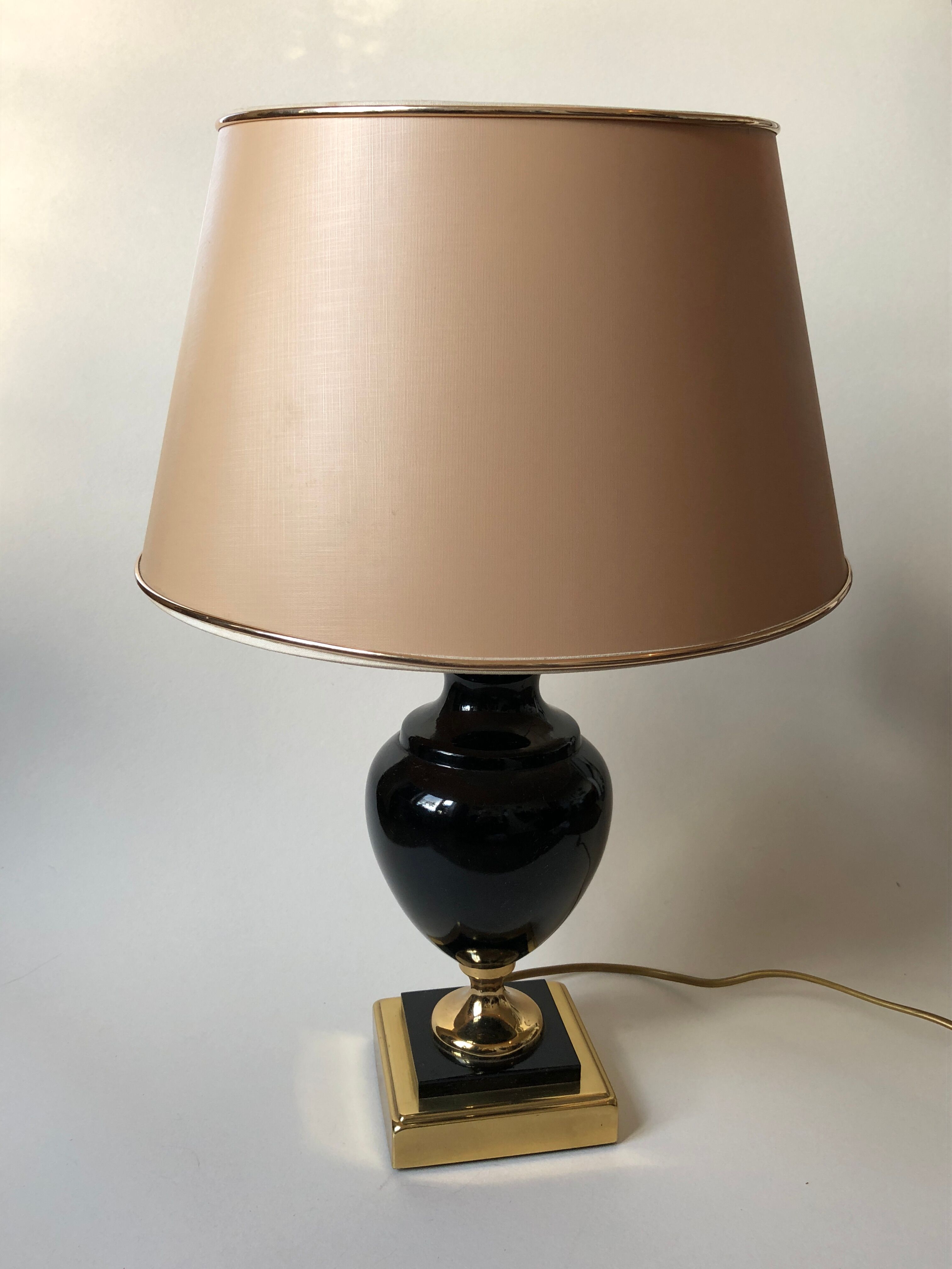 Lamp metal gold and black lacquered