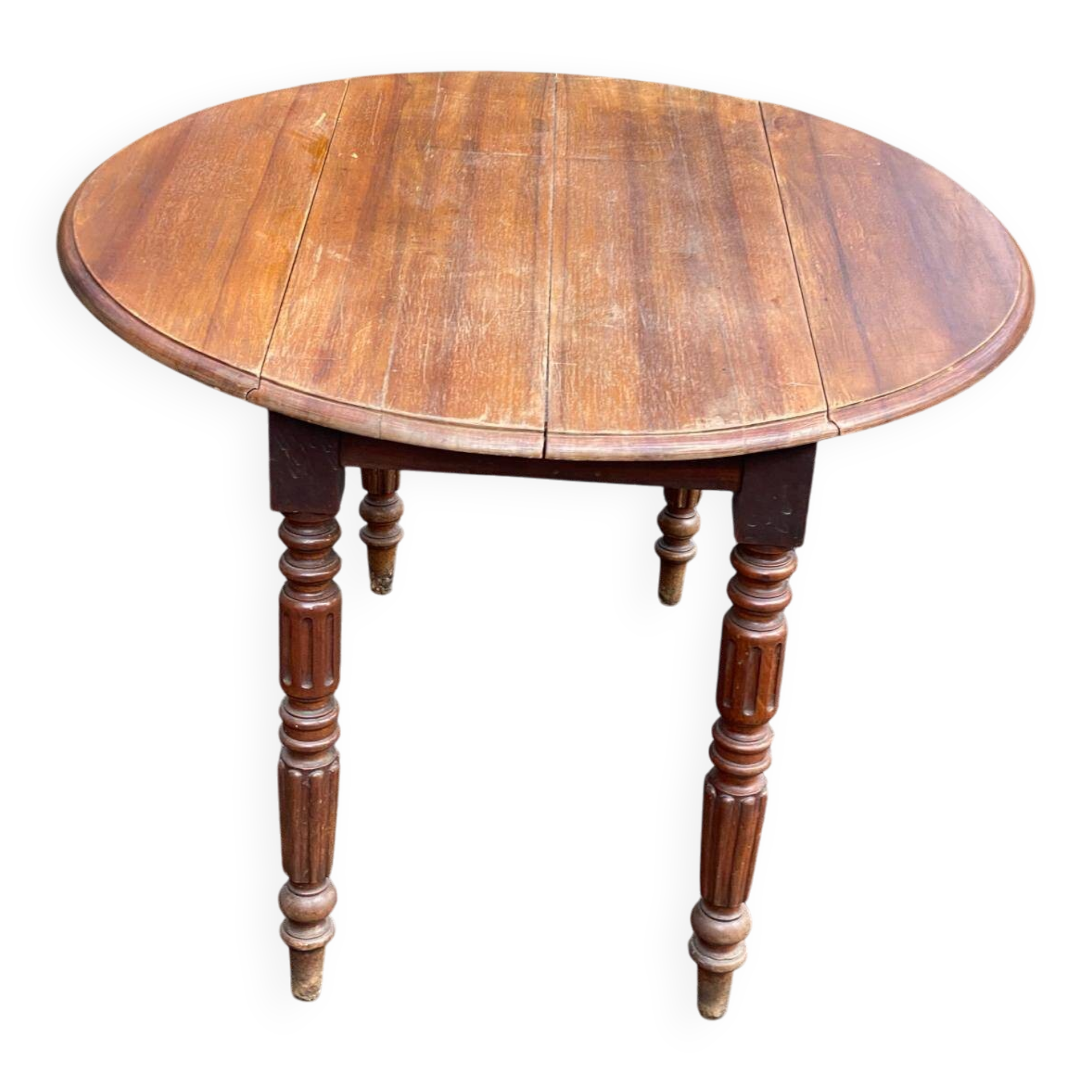 Louis Philippe round table with leaves, solid wood, 19th century, 95cm.