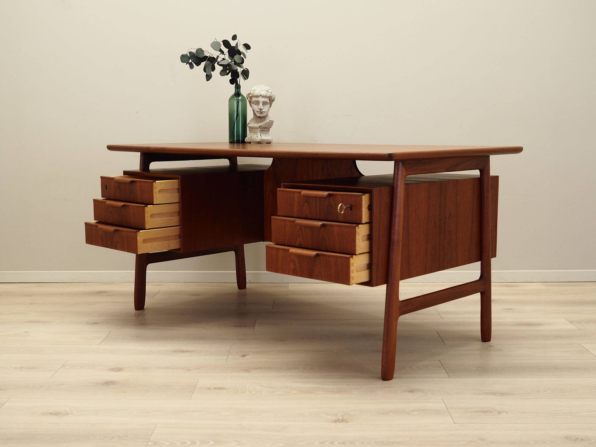 Teak desk, Danish design, 1970s, manufacturer: Omann Jun