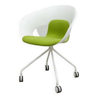 White and green Skandiform Deli wheeled chair