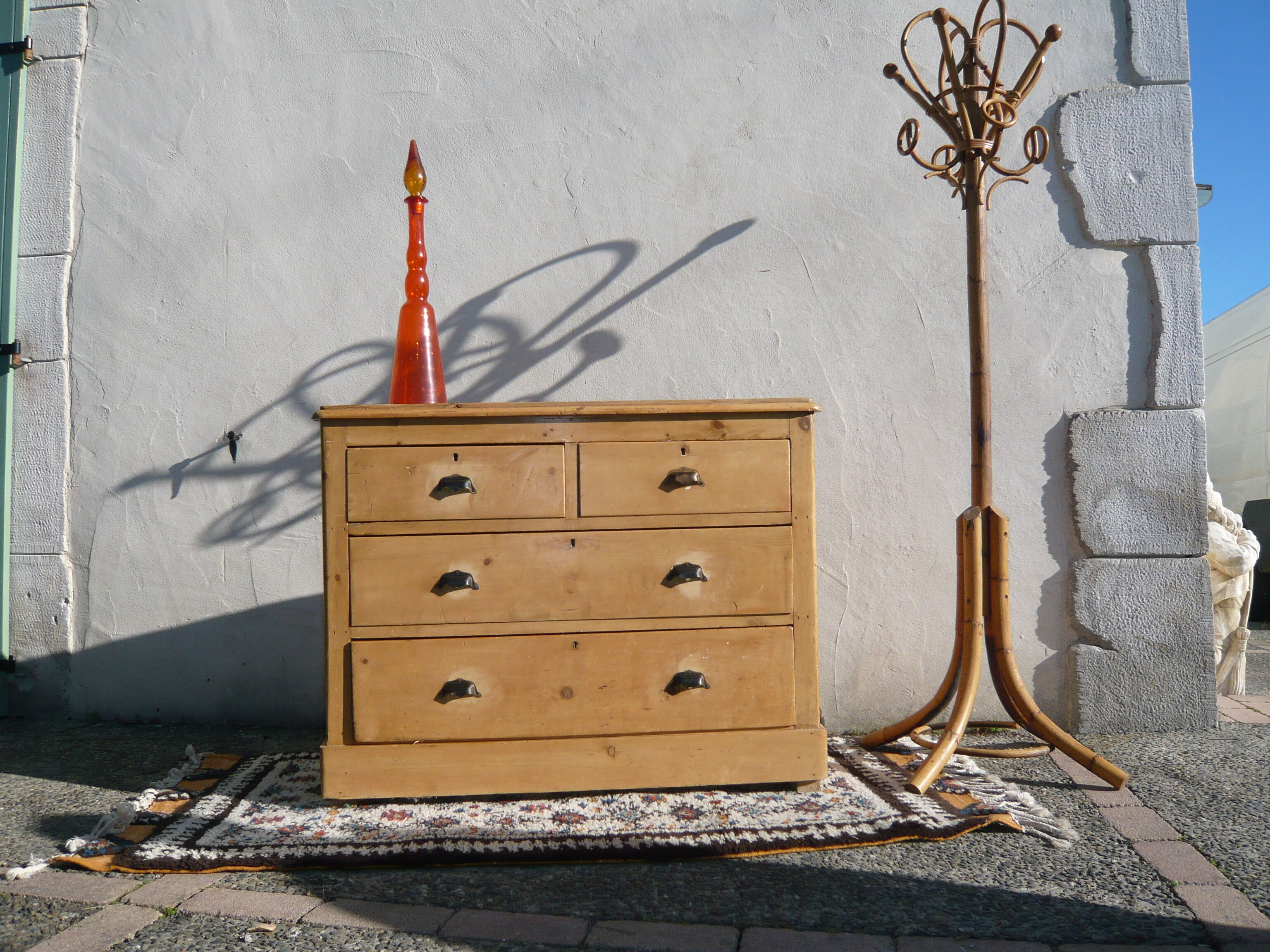 vintage chest of drawers