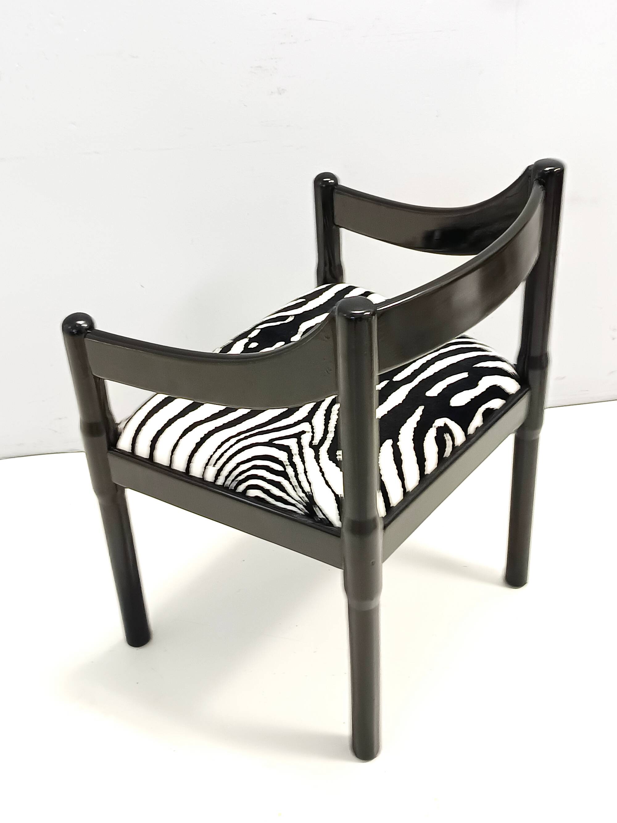 'Carimate' Black Walnut and Velvet Chair by Vico Magistretti for Cassina, 1