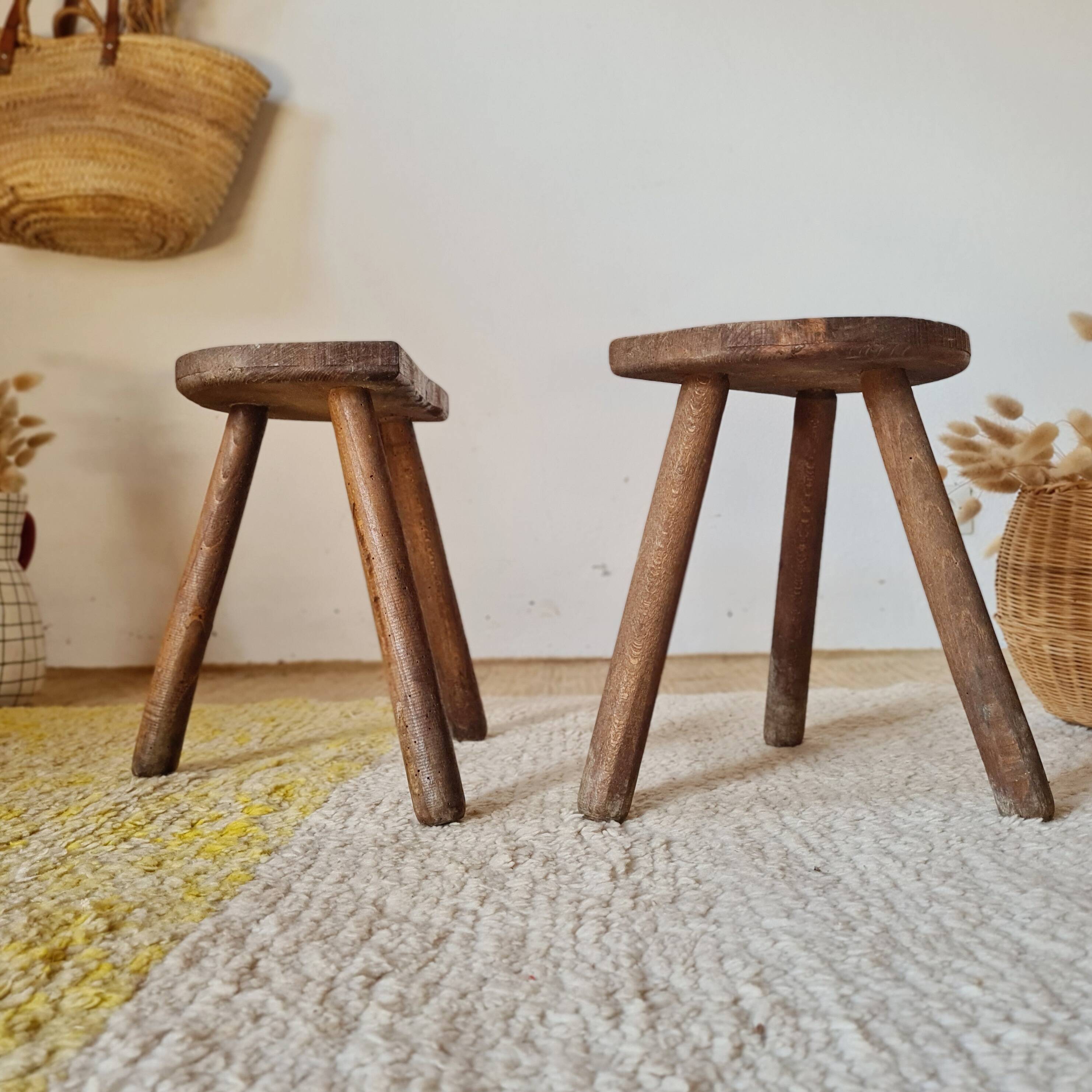 Pair of tripod wooden stools - brutalist look