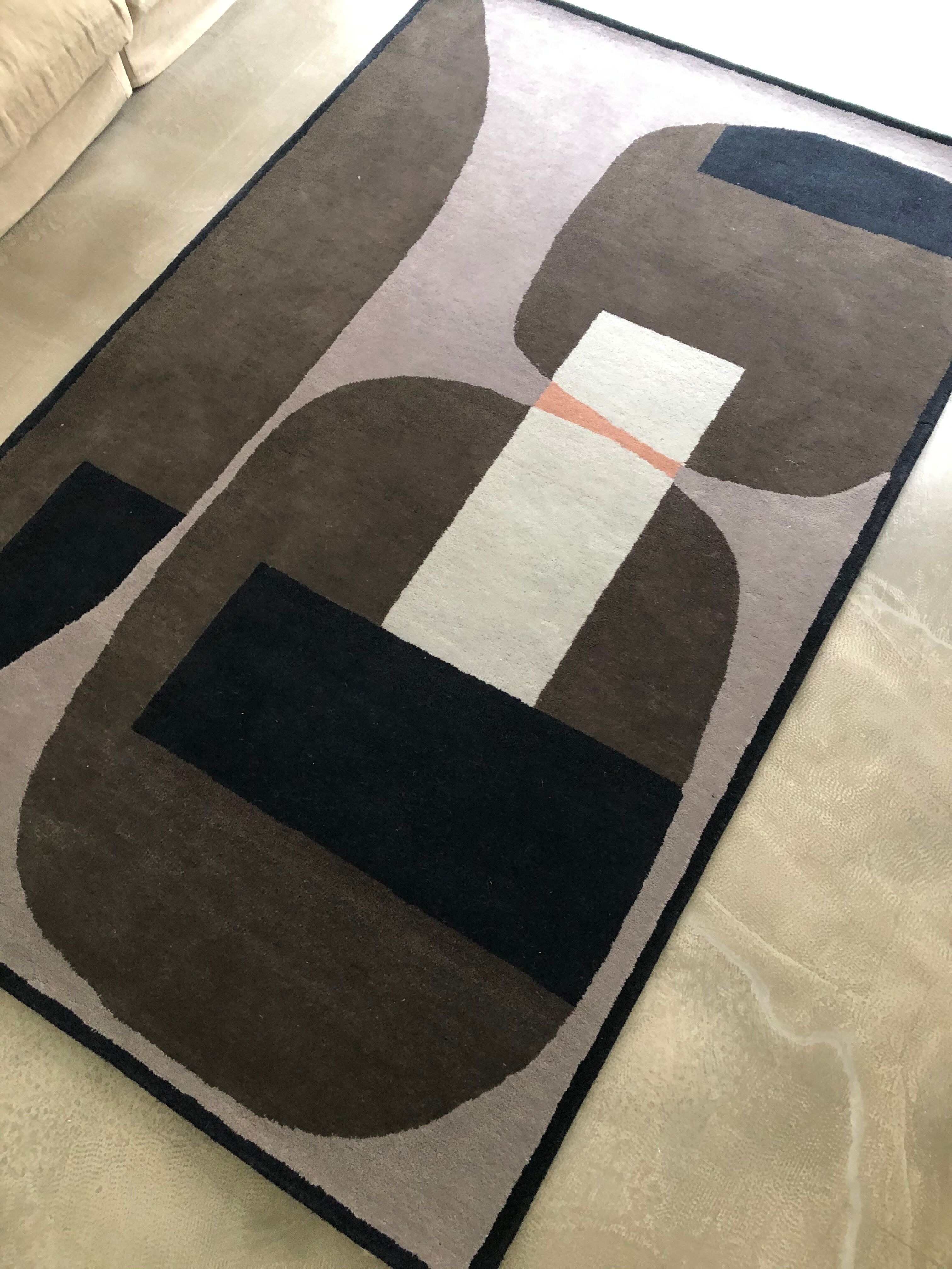 Wool carpet 250x160cm