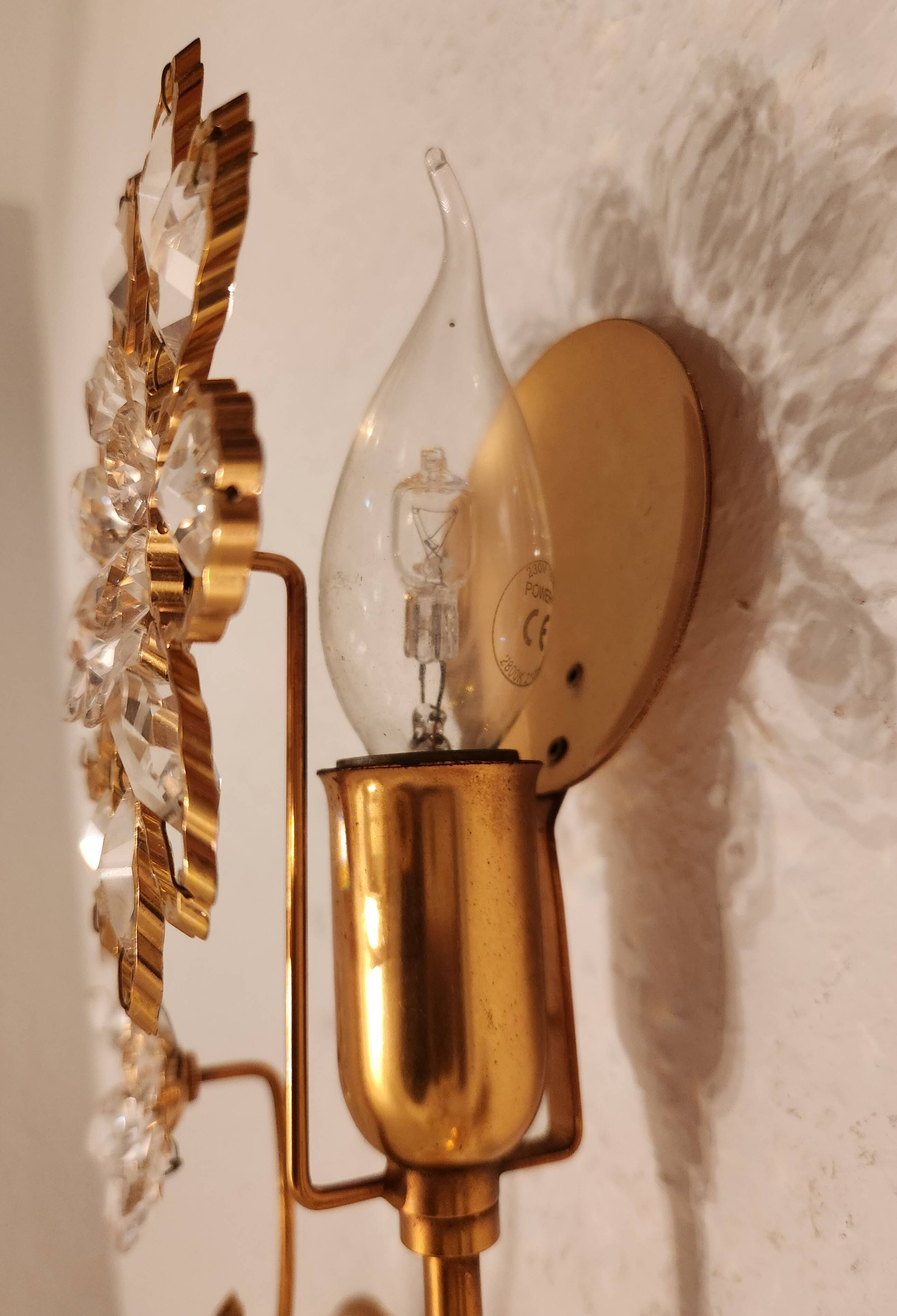 Set Hollywood Regency Wandlampe vergoldet Messing Swarovski-Kristalle Palwa