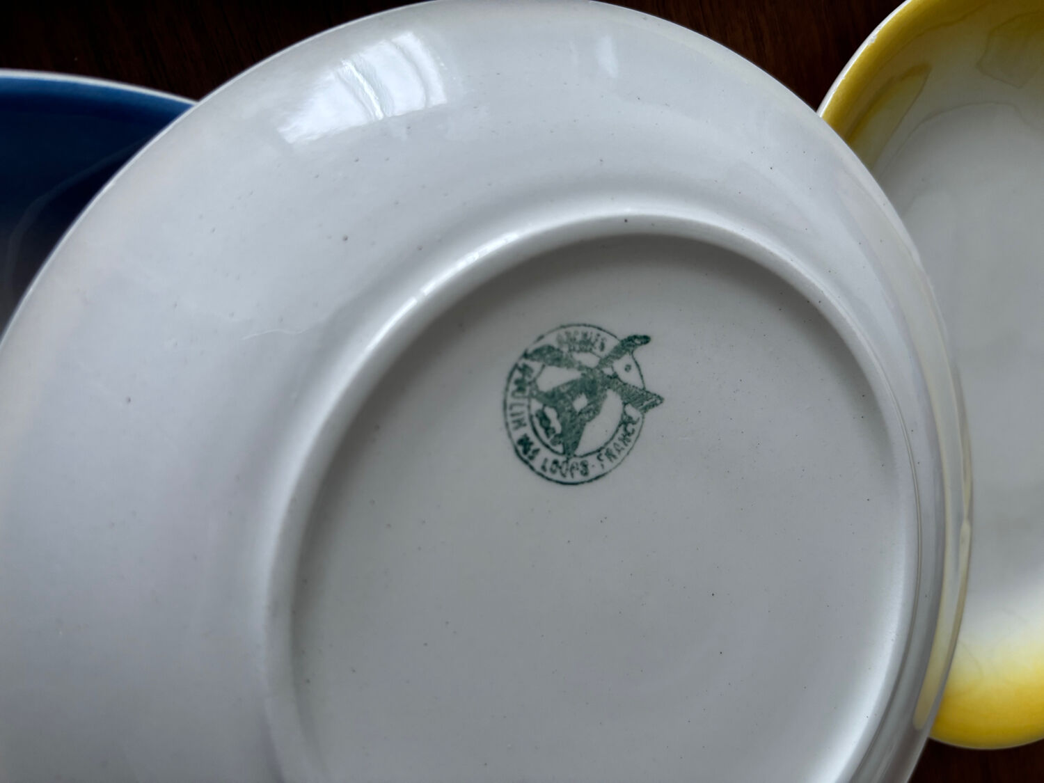 Moulin des Loups vintage dessert plates – Assorted colourful lot