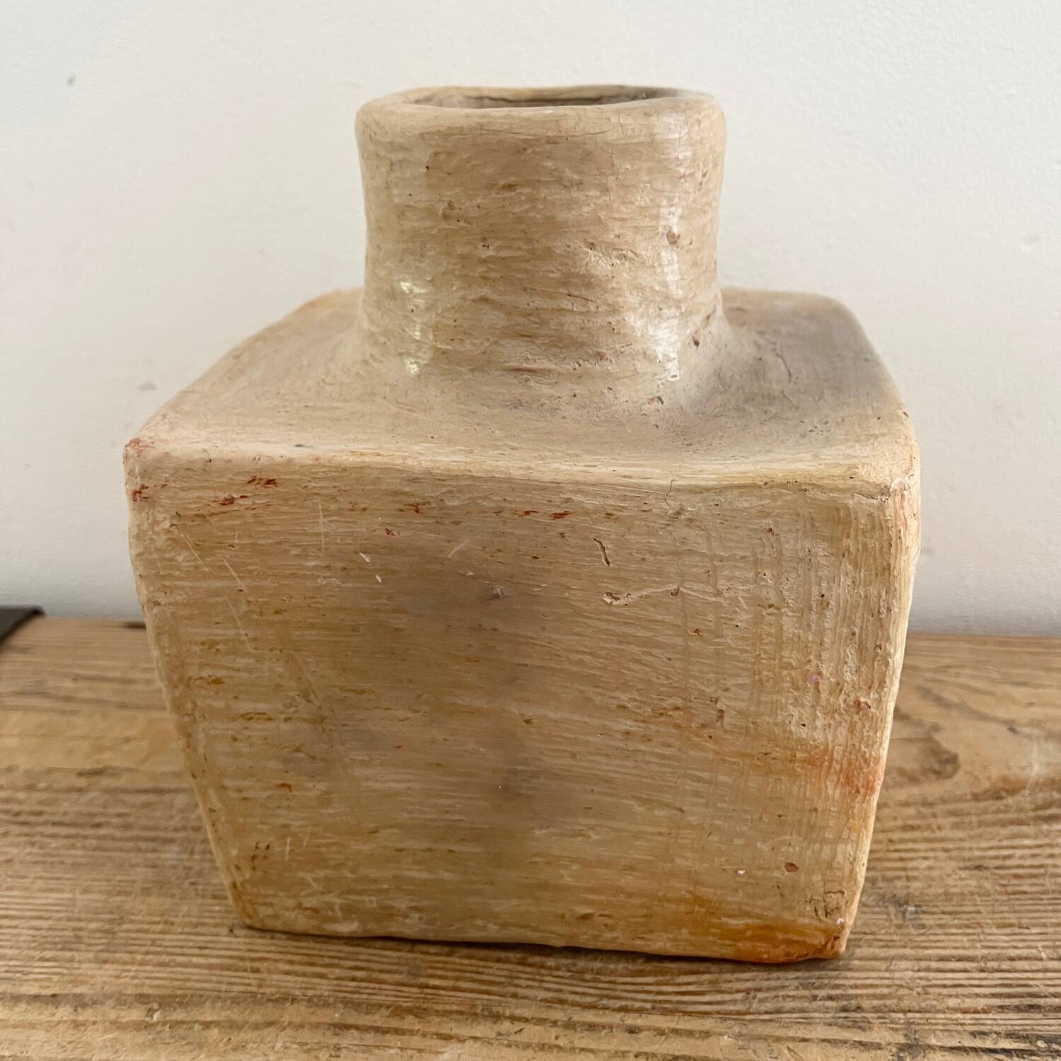 Sejnane terracotta pottery