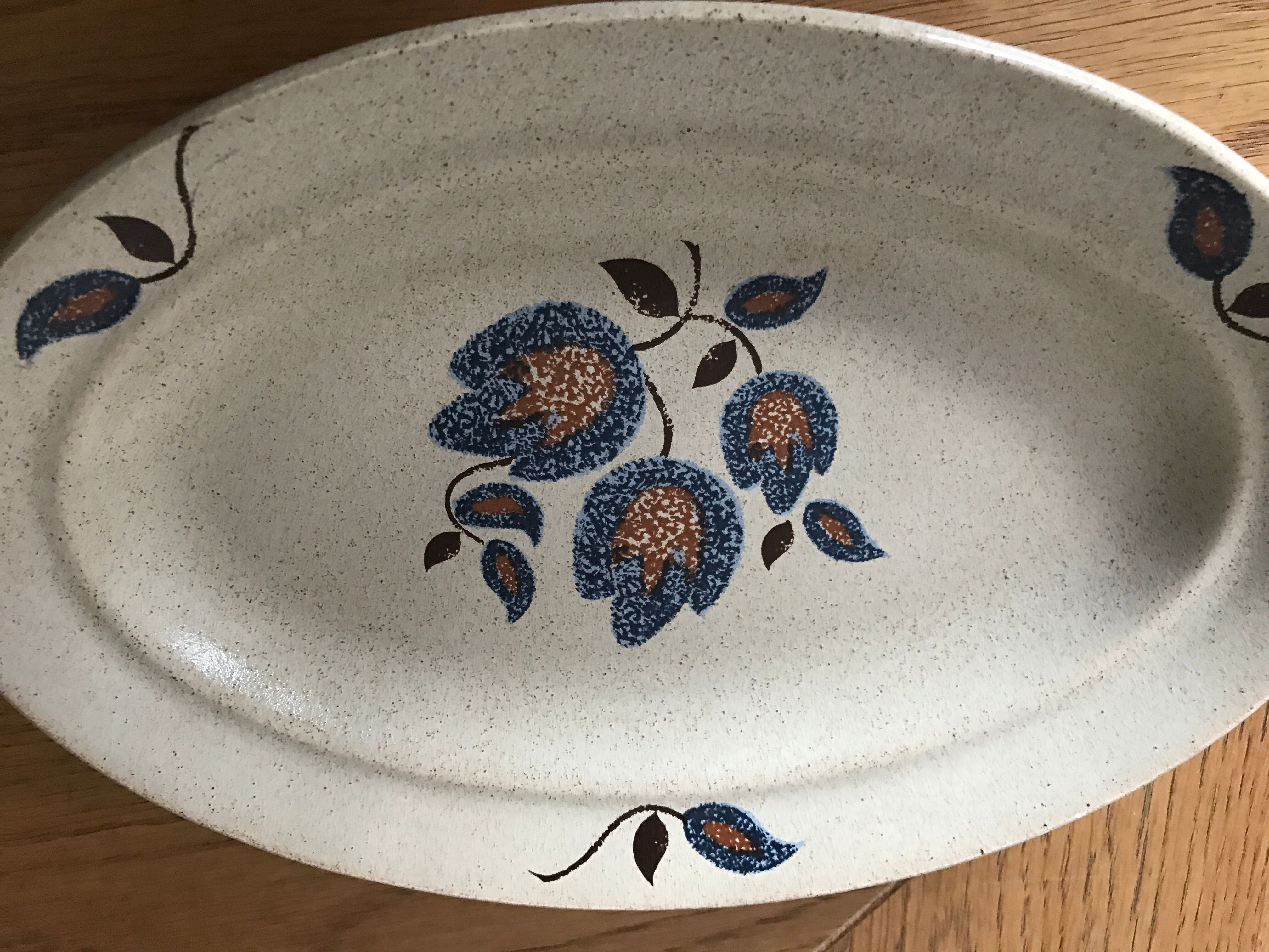 Flat oval dish earthenware Saint Amand floral decoration Sologne