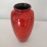 Red ceramic vase signed En Calcat - height 31 cm